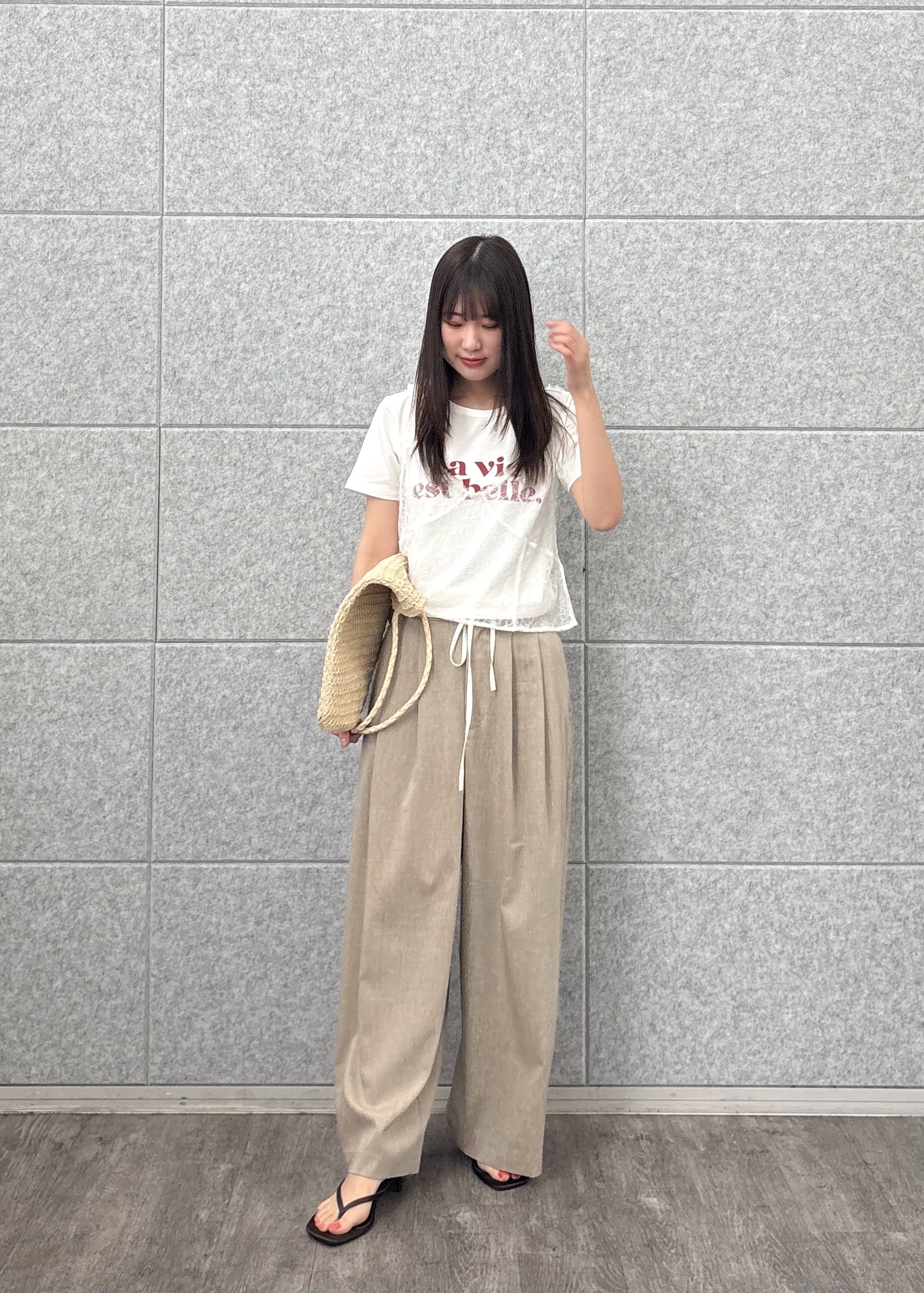 Renoさんの「INDIVI｜ロゴタイトTシャツ」を使ったコーディネート