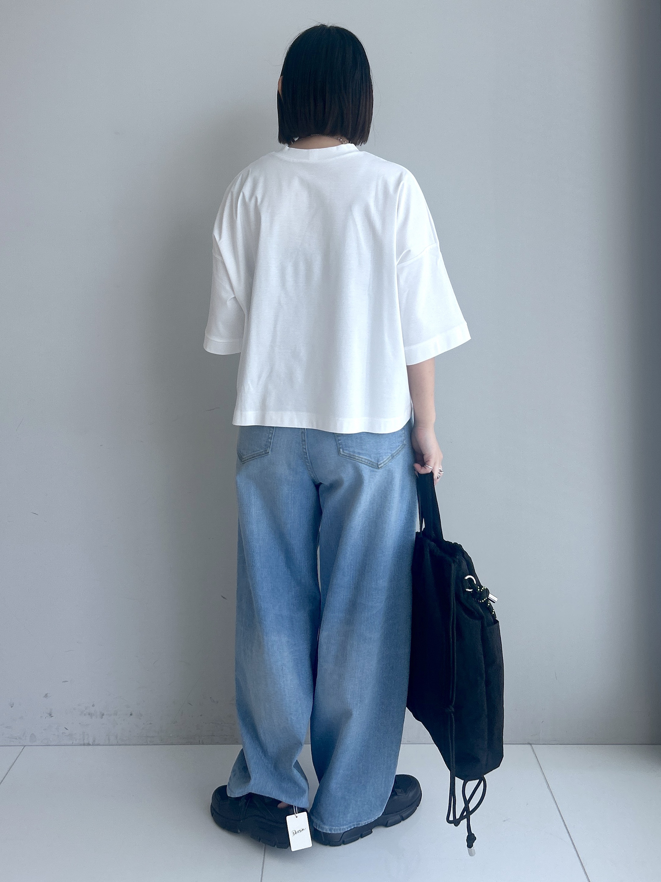 Hirokaさんの「Dessin｜【体型カバー】美光沢カットソーボクシーシルエット」を使ったコーディネート
