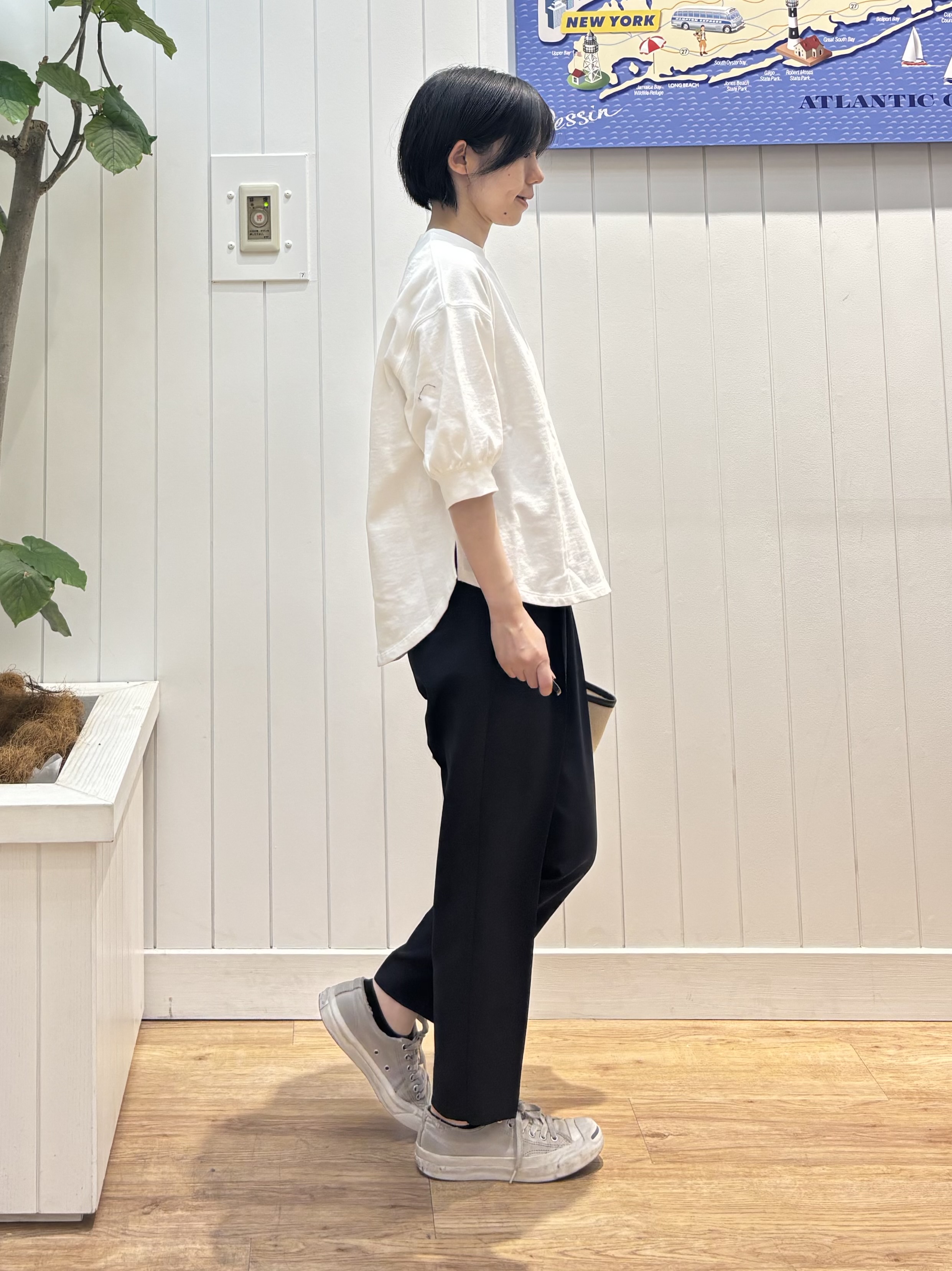 OKADAさんの「Dessin｜【360度可愛い】バックヘンリーカットソー5分袖」を使ったコーディネート