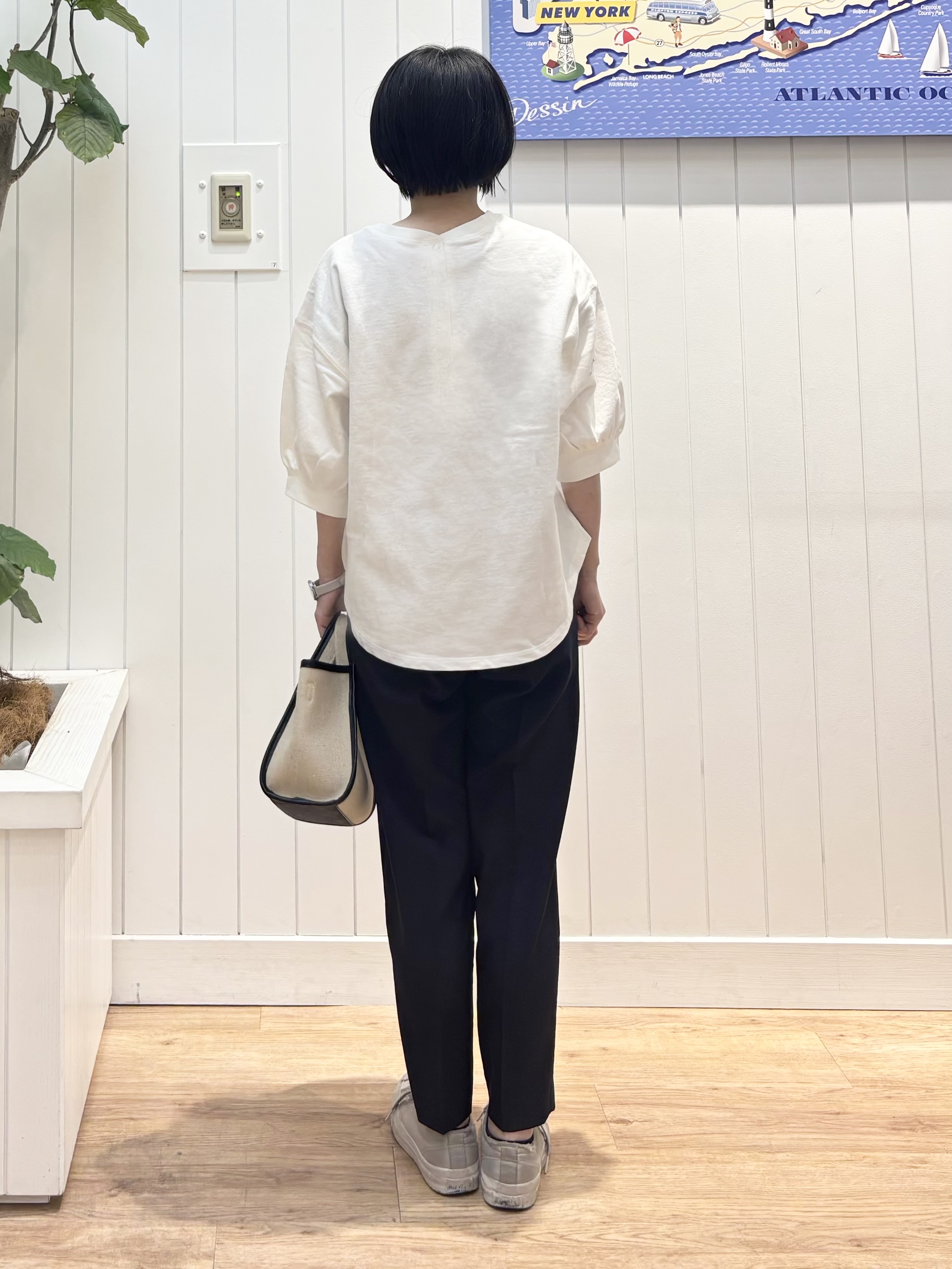OKADAさんの「Dessin｜【360度可愛い】バックヘンリーカットソー5分袖」を使ったコーディネート