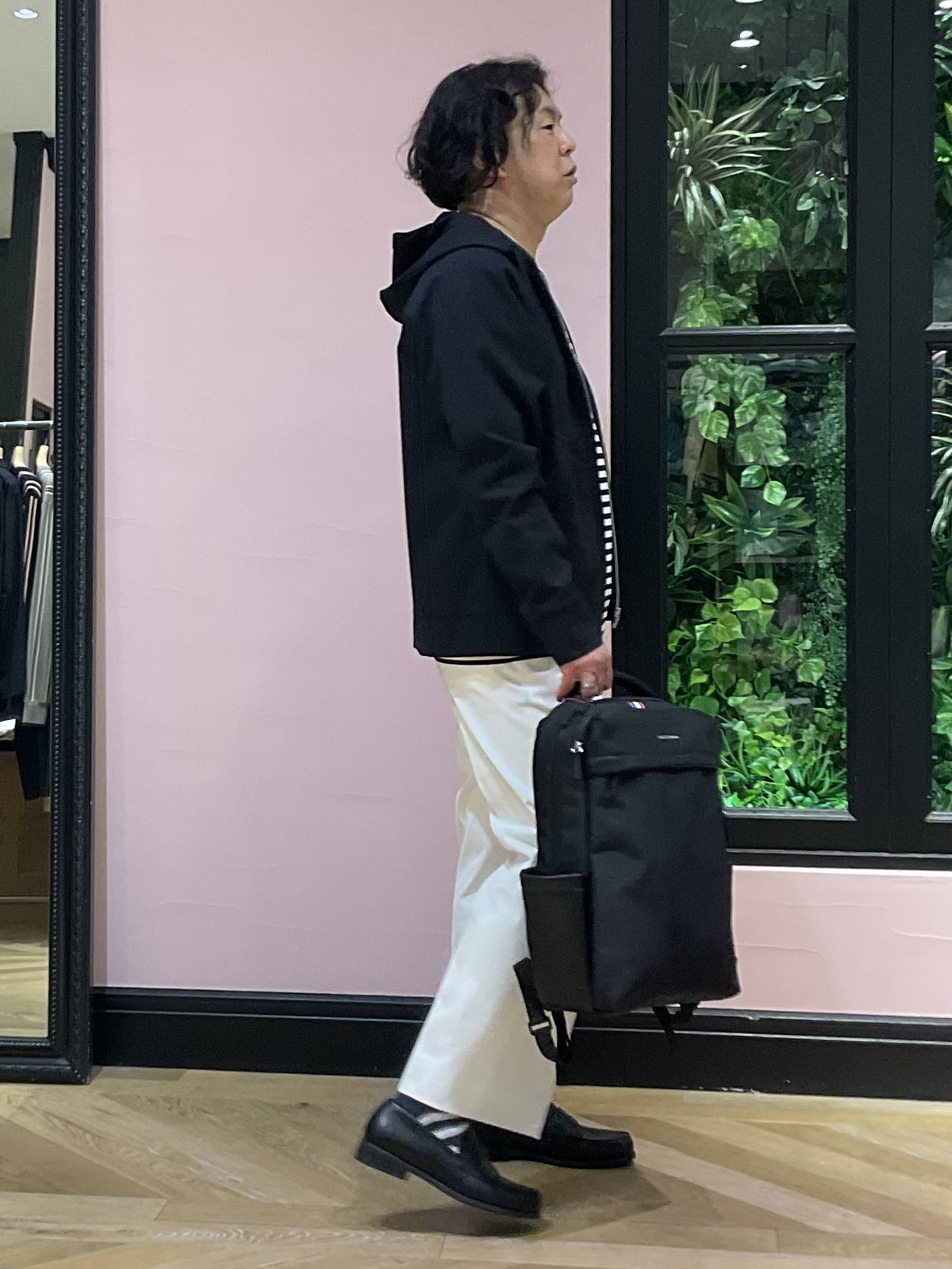 Nagaseさんの「DRESSTERIOR｜【接触冷感／セットアップ可】ドライタッチ ハイカウントジップアップパーカ」を使ったコーディネート