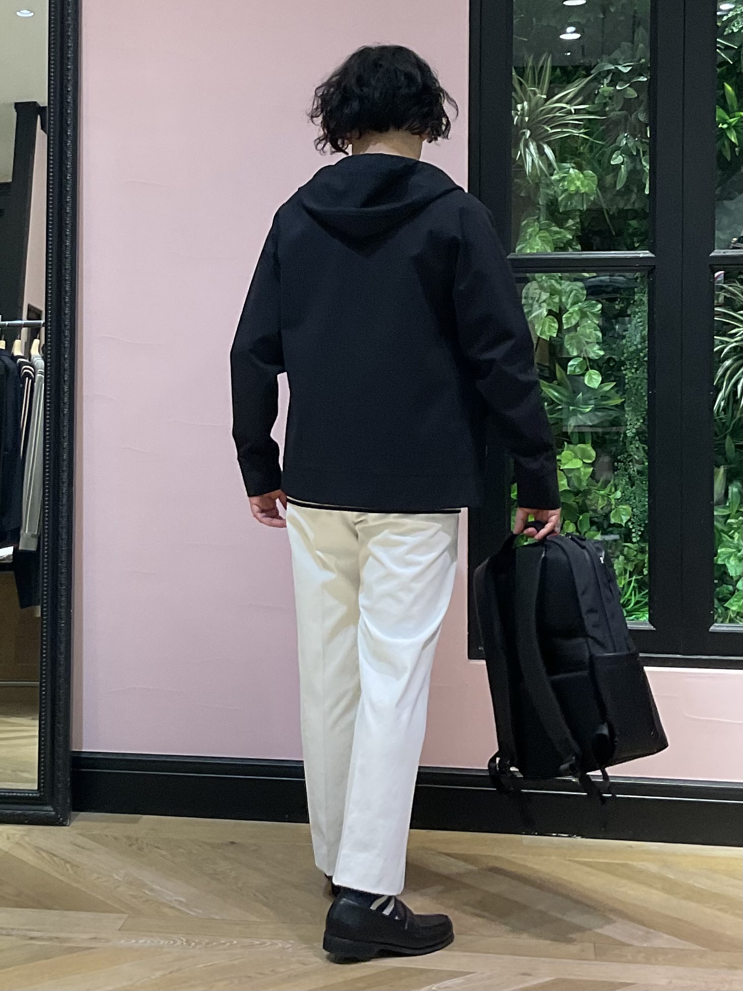 Nagaseさんの「DRESSTERIOR｜【接触冷感／セットアップ可】ドライタッチ ハイカウントジップアップパーカ」を使ったコーディネート
