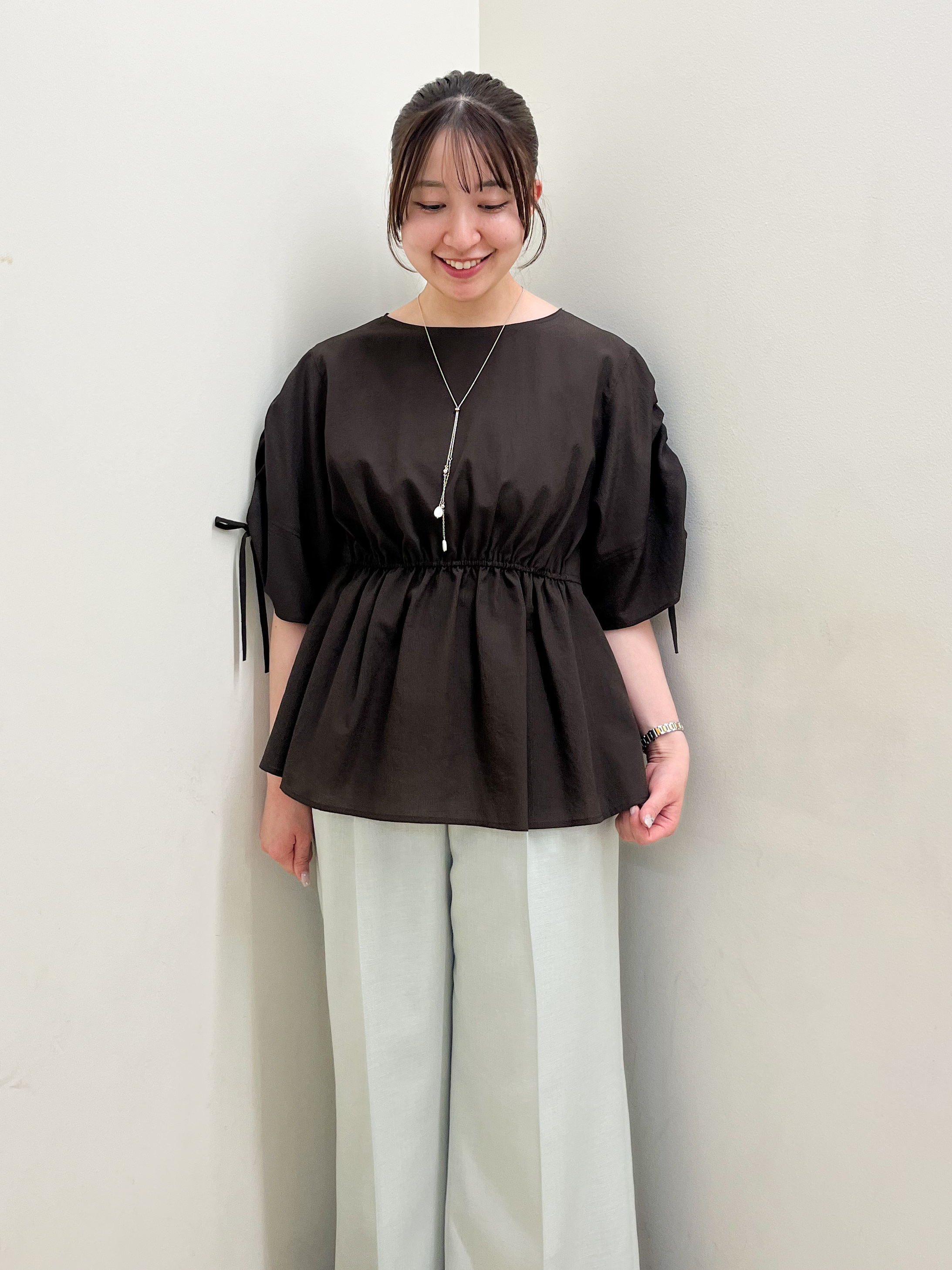 mikikoさんの「Reflect｜【マシンウォッシャブル】ウエストギャザーブラウス」を使ったコーディネート