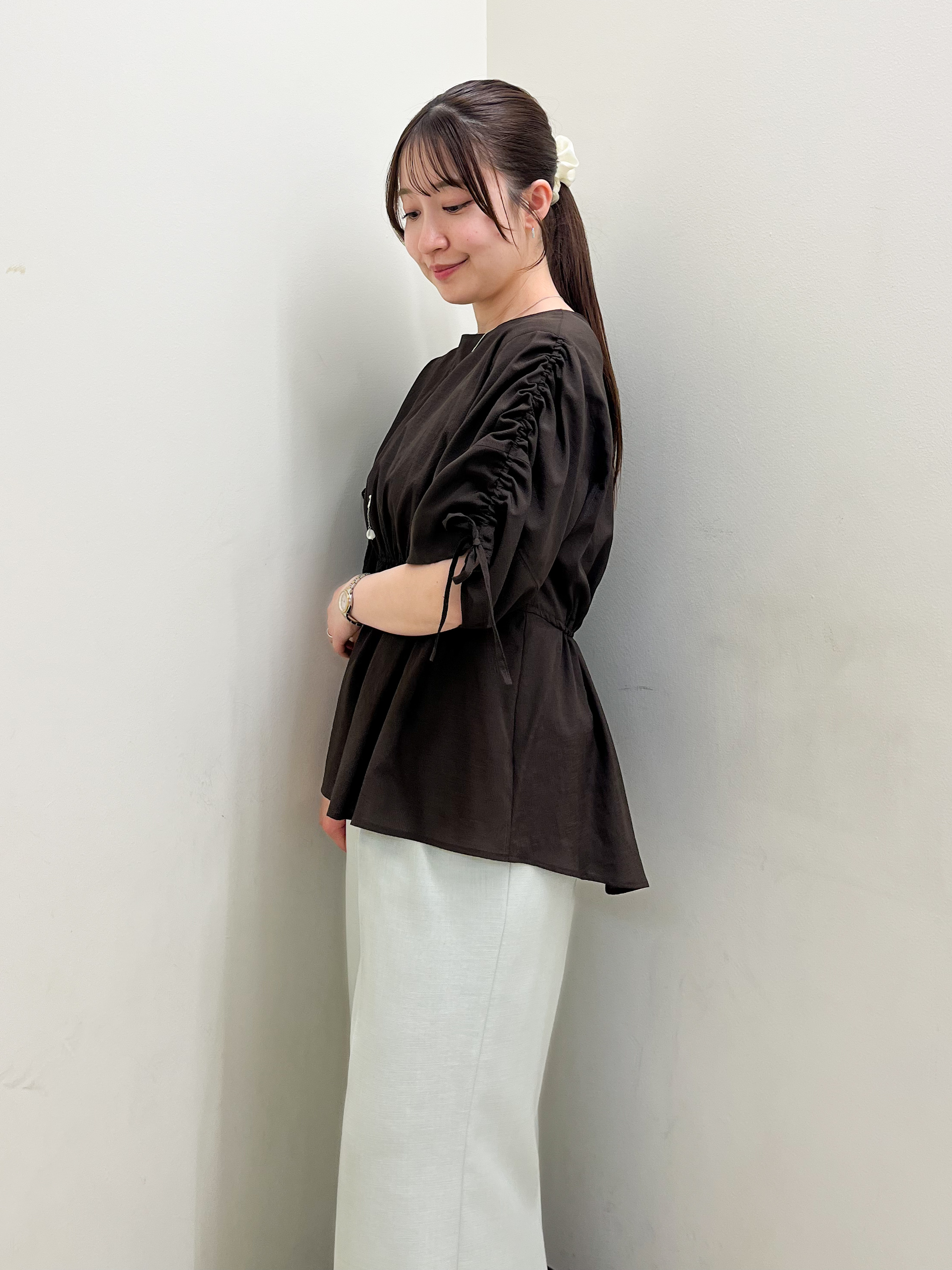 mikikoさんの「Reflect｜【マシンウォッシャブル】ウエストギャザーブラウス」を使ったコーディネート
