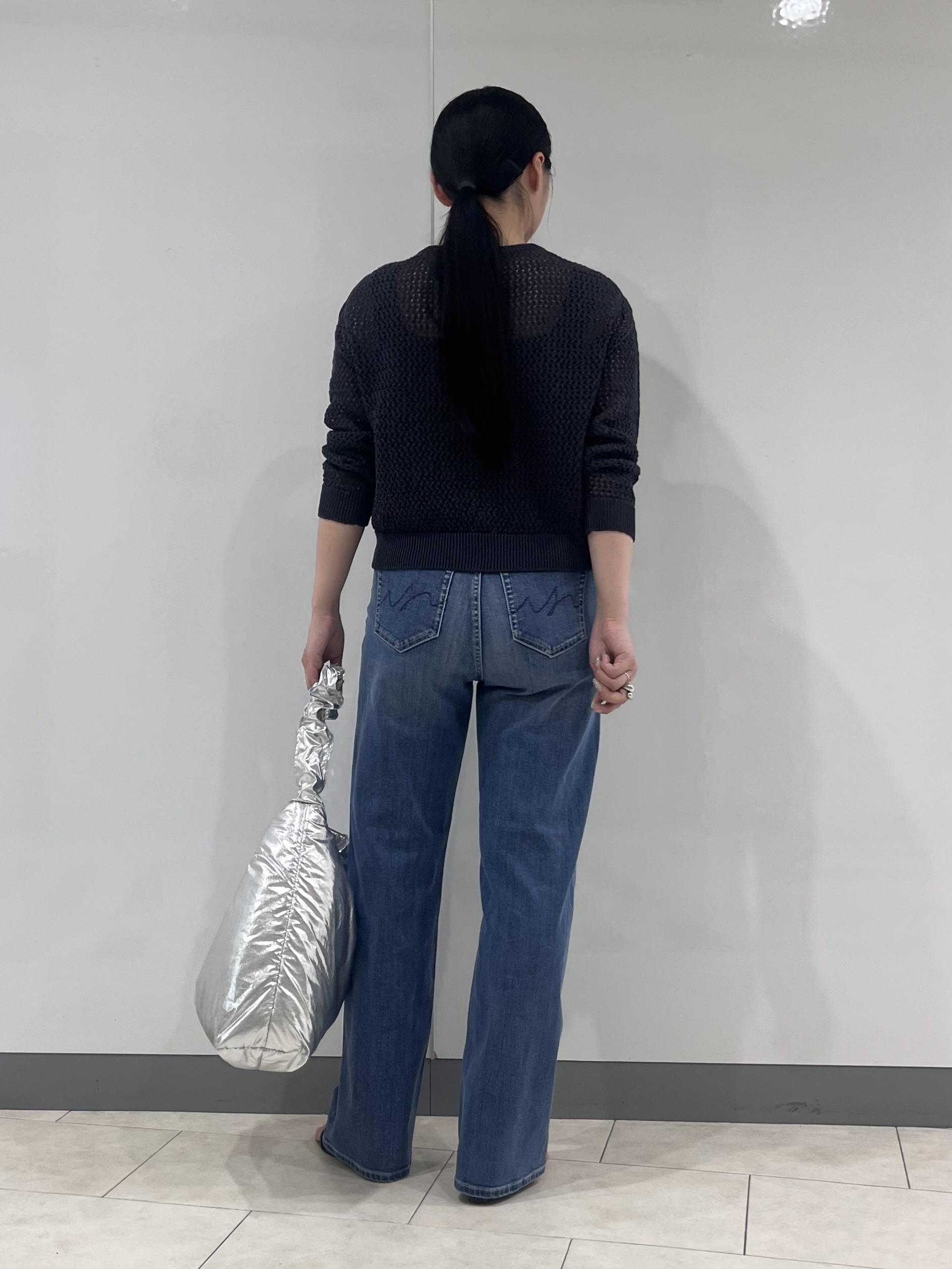 hasuさんの「INDIVI｜【洗える／コットン】メッシュジップニットカーディガン」を使ったコーディネート