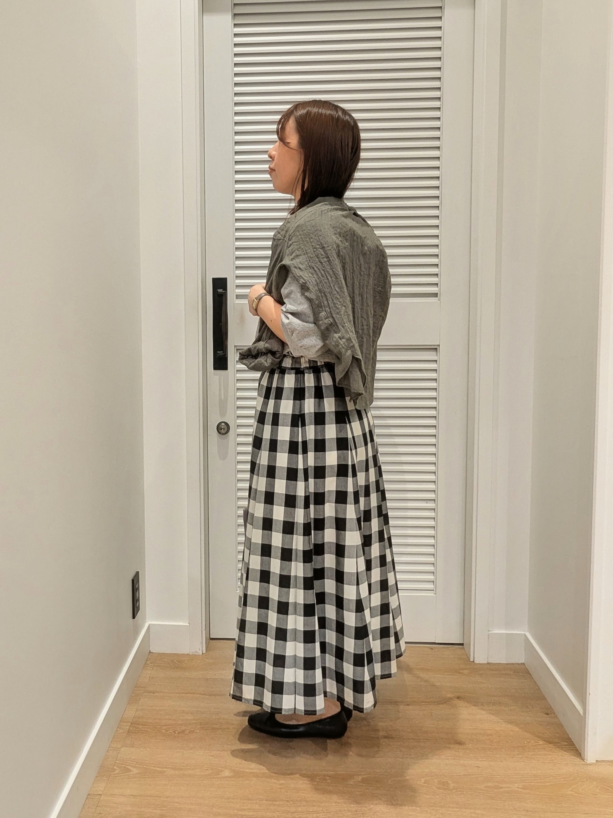 enさんの「Dessin｜【360度可愛い】バックヘンリーカットソー5分袖」を使ったコーディネート