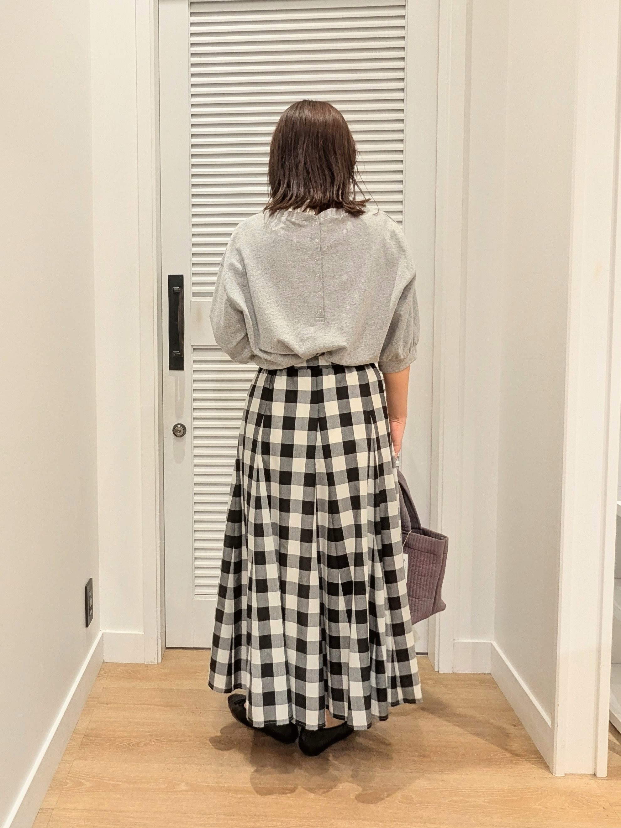 enさんの「Dessin｜【360度可愛い】バックヘンリーカットソー5分袖」を使ったコーディネート
