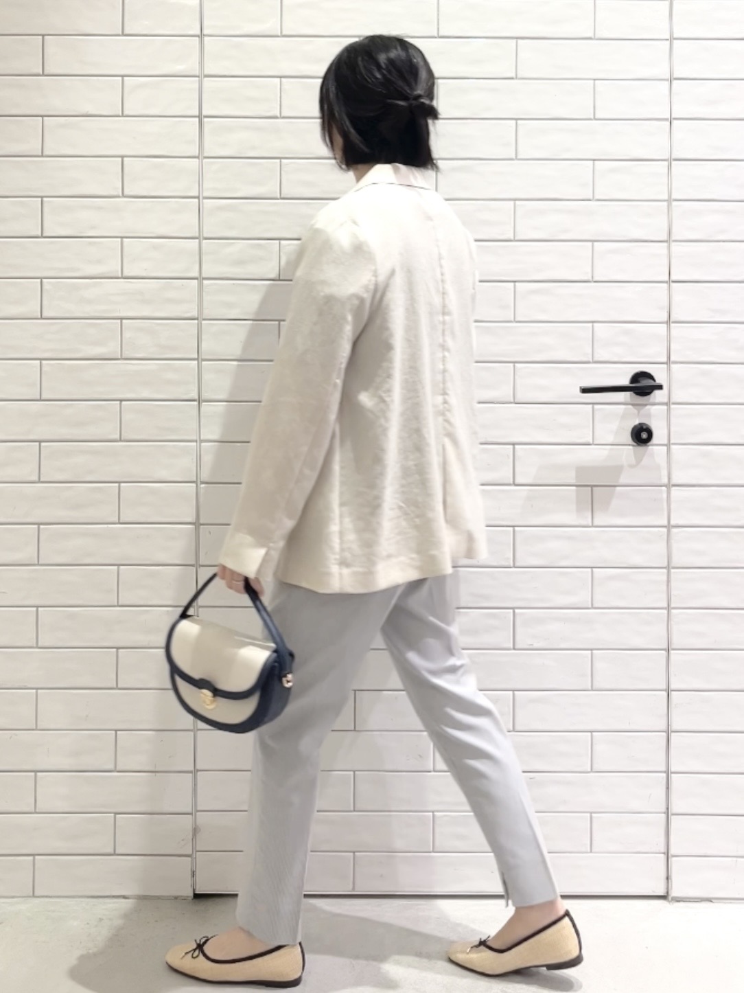 しおりさんの「OPAQUE.CLIP｜【UV／接触冷感】ダブルブレストジャケット《防シワ加工／洗える》」を使ったコーディネート