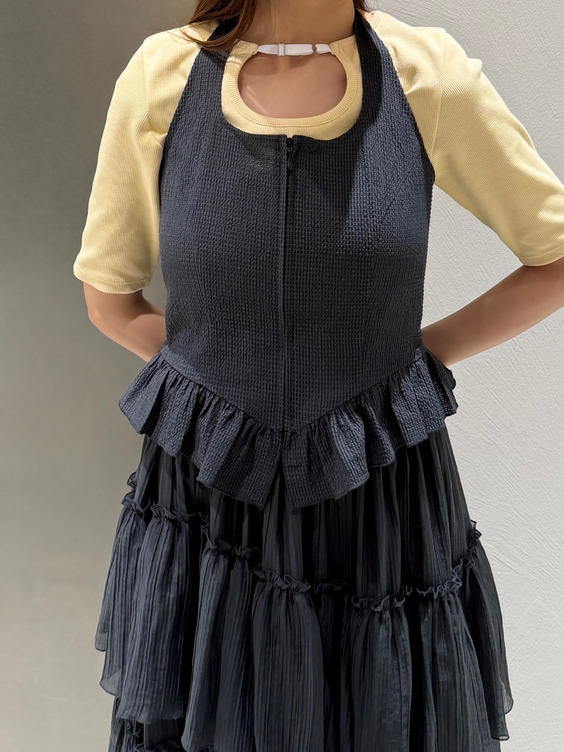 kanamiさんの「CODE A｜halter neck bustier」を使ったコーディネート