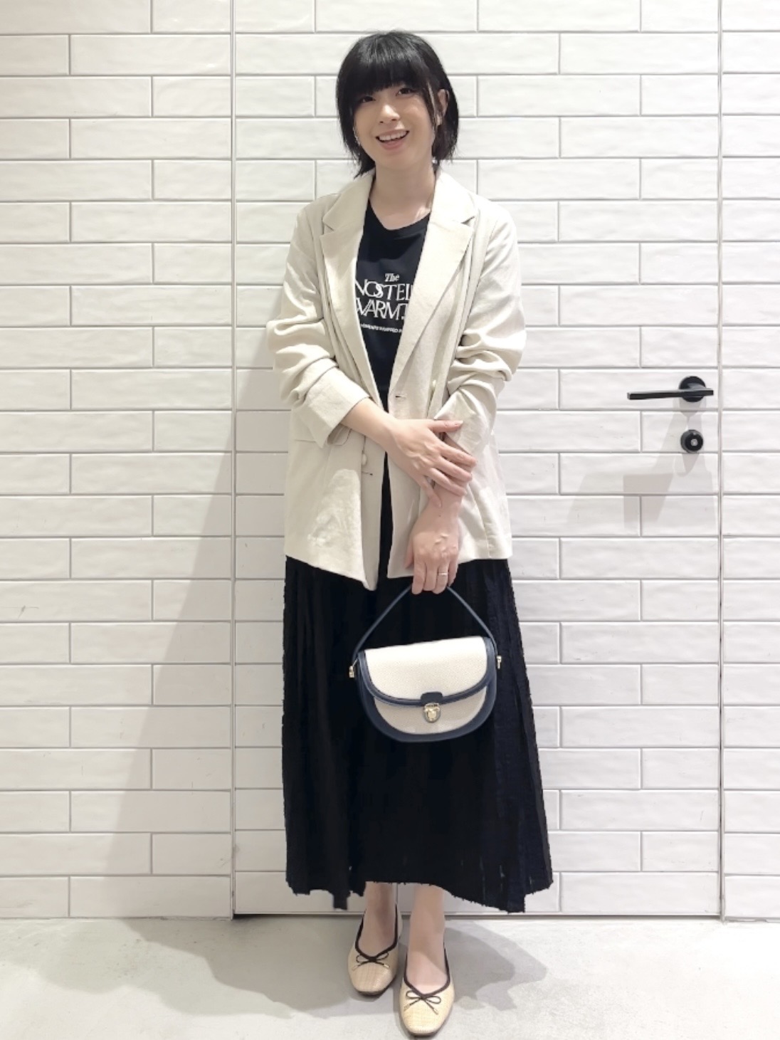 しおりさんの「OPAQUE.CLIP｜【UV／接触冷感】ダブルブレストジャケット《防シワ加工／洗える》」を使ったコーディネート
