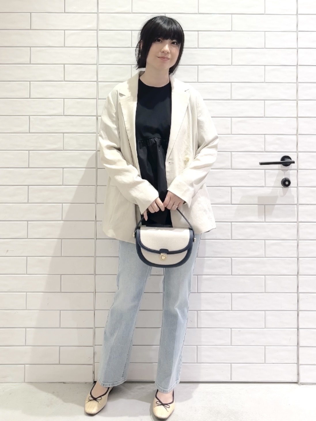 しおりさんの「OPAQUE.CLIP｜【UV／接触冷感】ダブルブレストジャケット《防シワ加工／洗える》」を使ったコーディネート