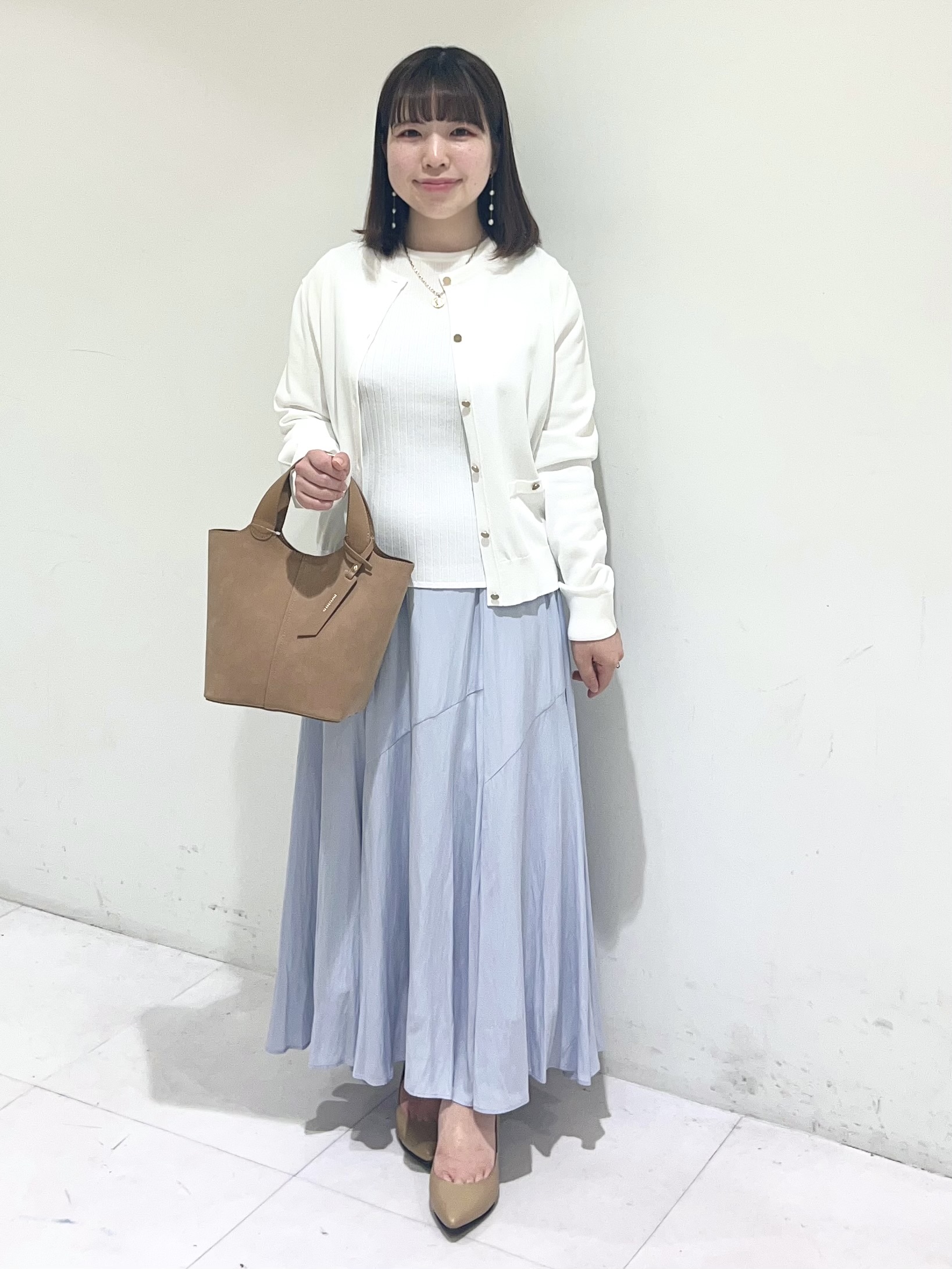Mitsukiさんの「UNTITLED｜【日本製・本革】Comfit Dresser Pumps（コンフィットドレッサーパンプス）」を使ったコーディネート