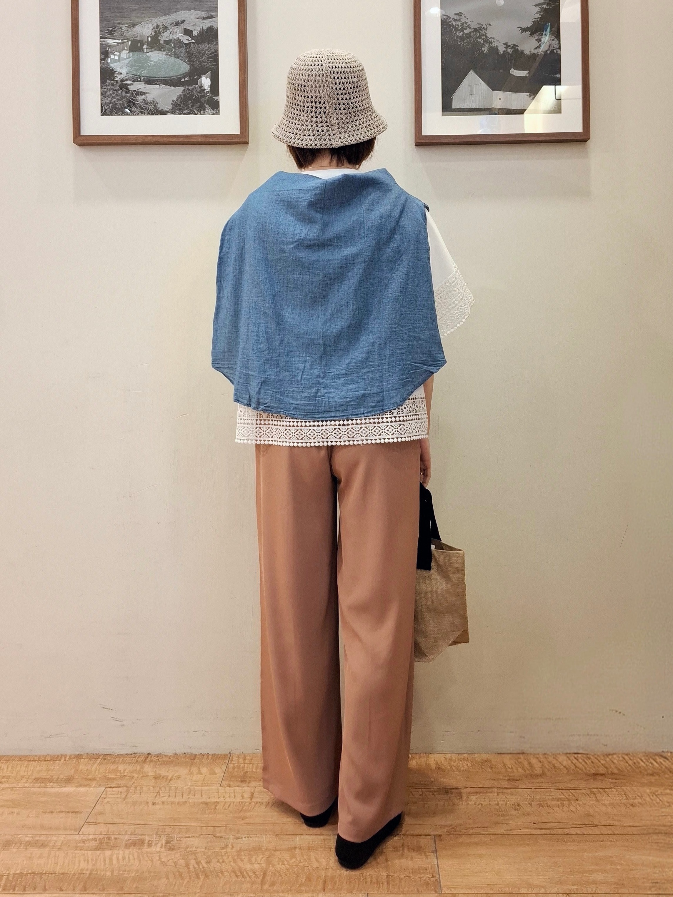 まあるさんの「SHOO･LA･RUE｜【洗濯機可/体型カバー/S-LL】レース使いがポイント デザインTシャツ」を使ったコーディネート