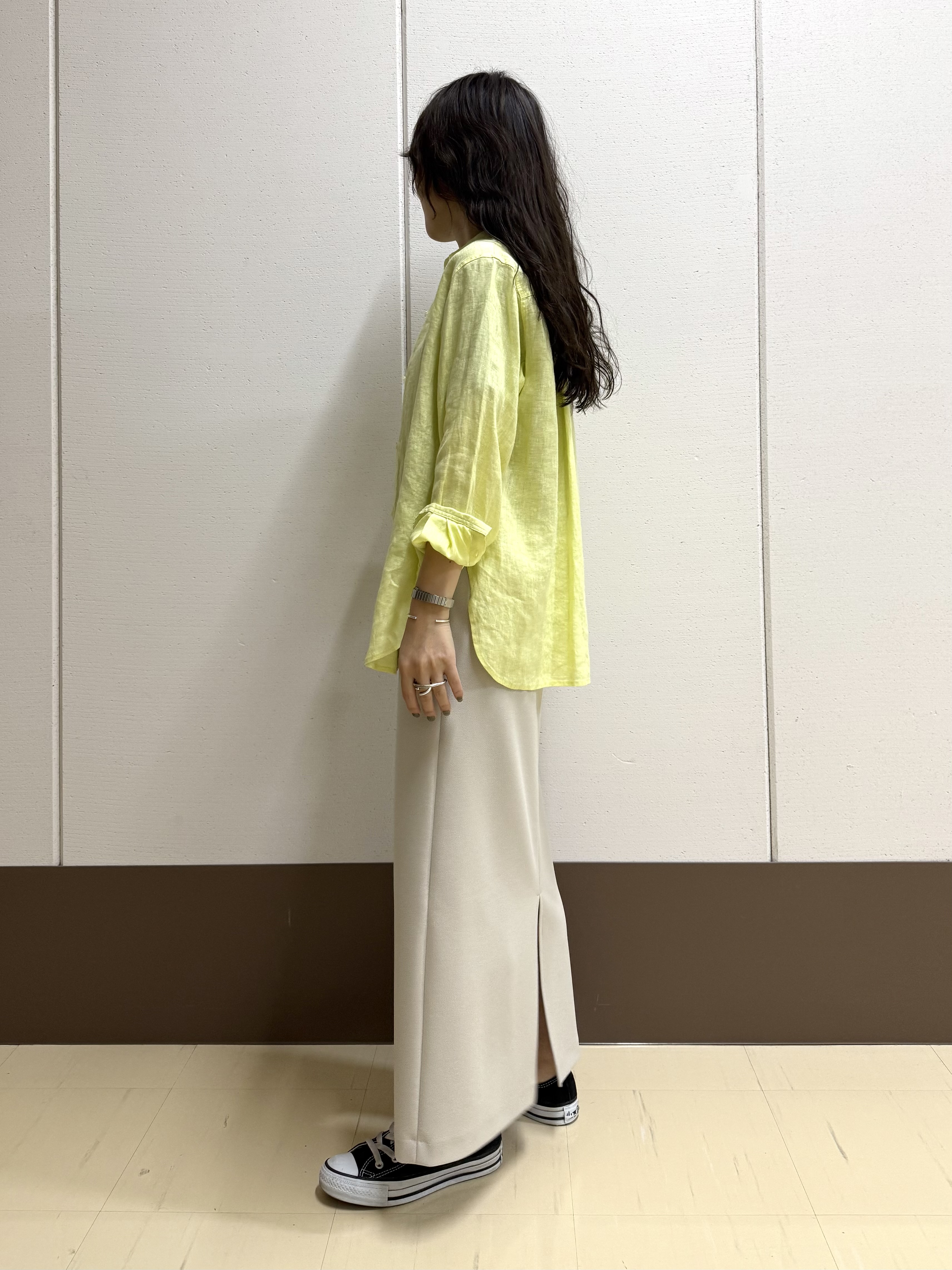 mamiさんの「INDIVI｜【接触冷感／2WAY】カシュクールリネンシャツ」を使ったコーディネート
