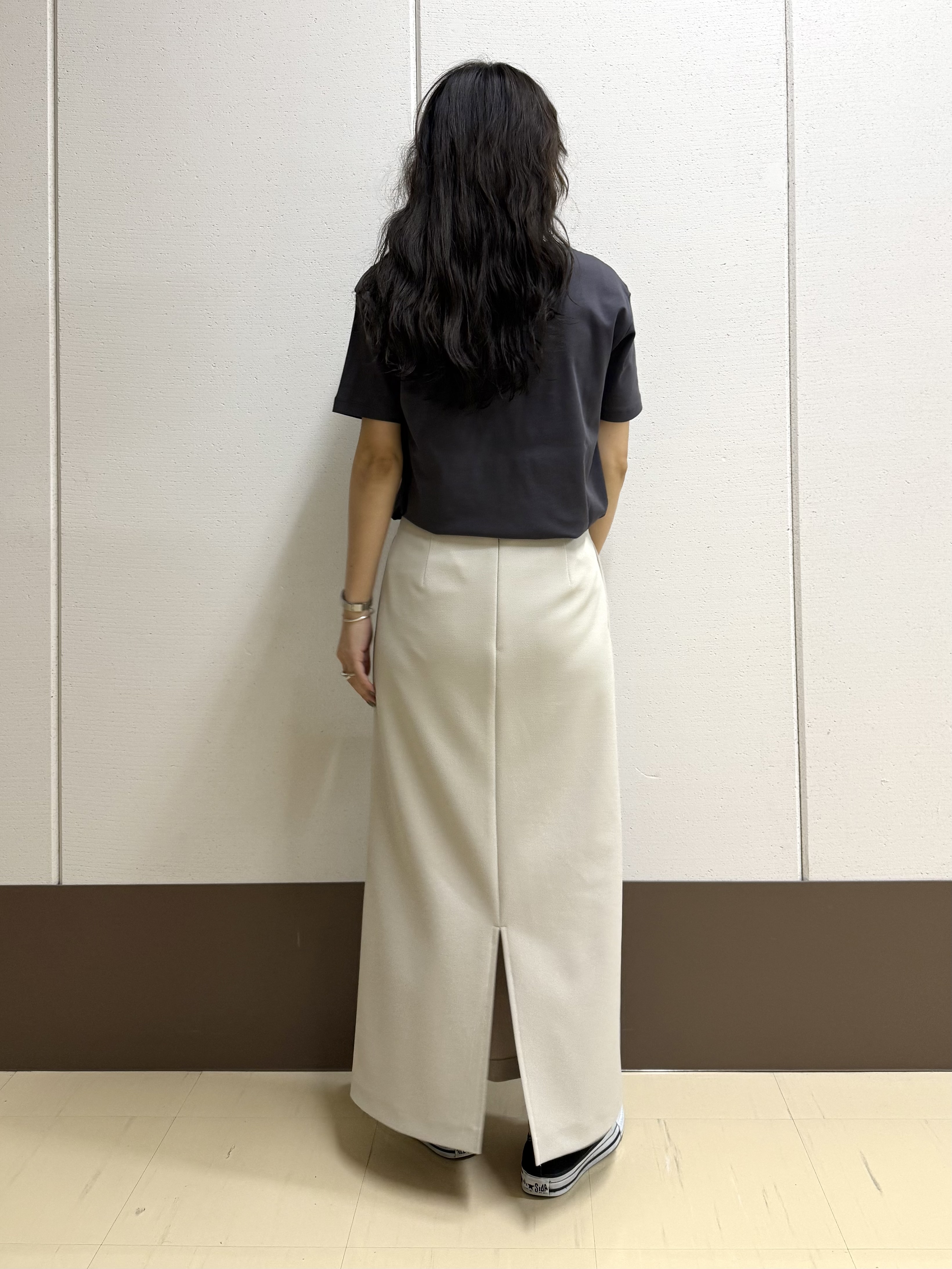 mamiさんの「INDIVI｜【UVケア／選べるグラフィック】スムースジャージTシャツ」を使ったコーディネート