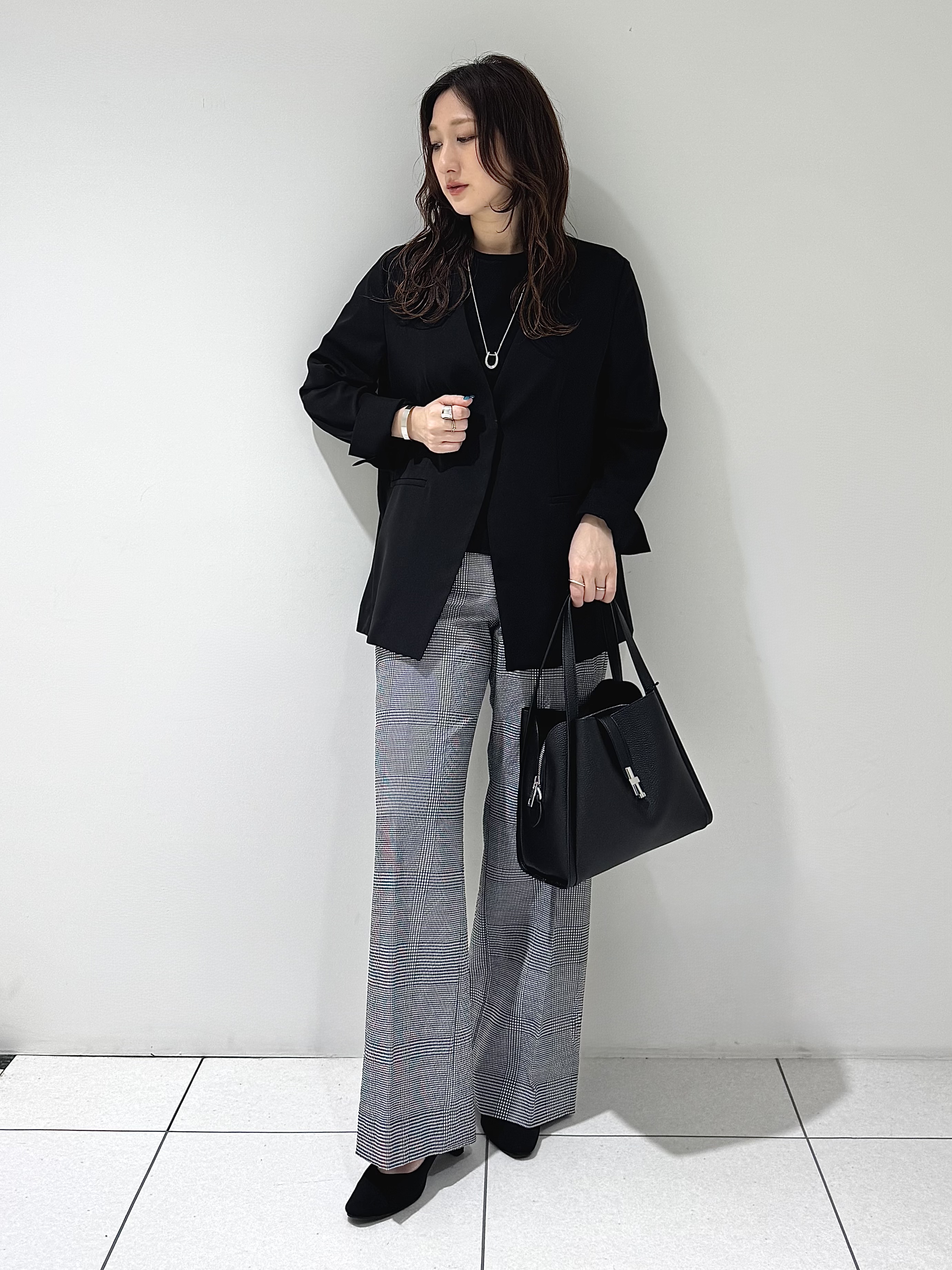 そんさんの「INDIVI｜【接触冷感／透湿／着る日傘】ノーカラージャケット」を使ったコーディネート