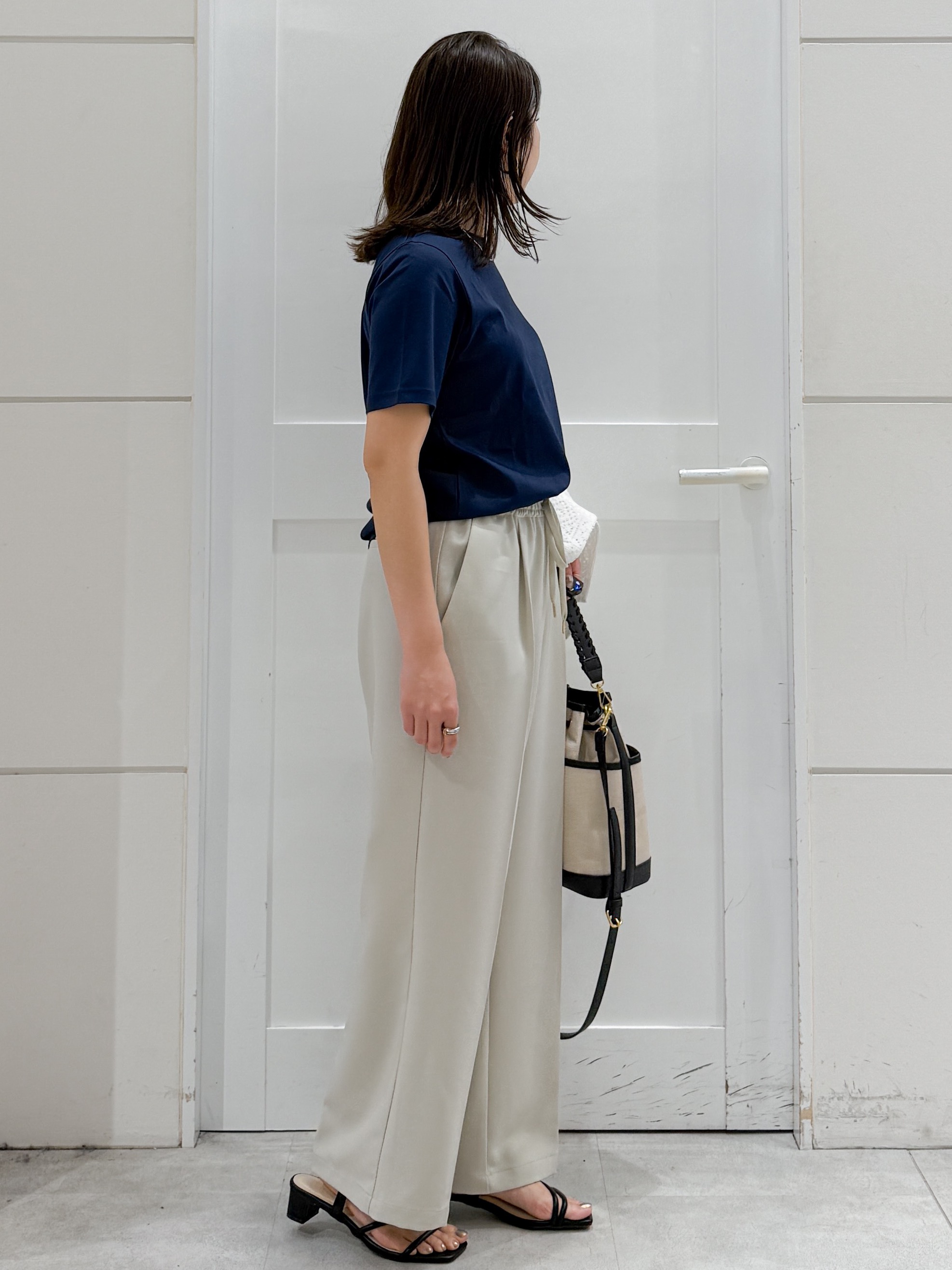 yuka.aさんの「OPAQUE.CLIP｜オーガニックコットン混ベーシックTシャツ【洗濯機OK】《SS～LL》」を使ったコーディネート