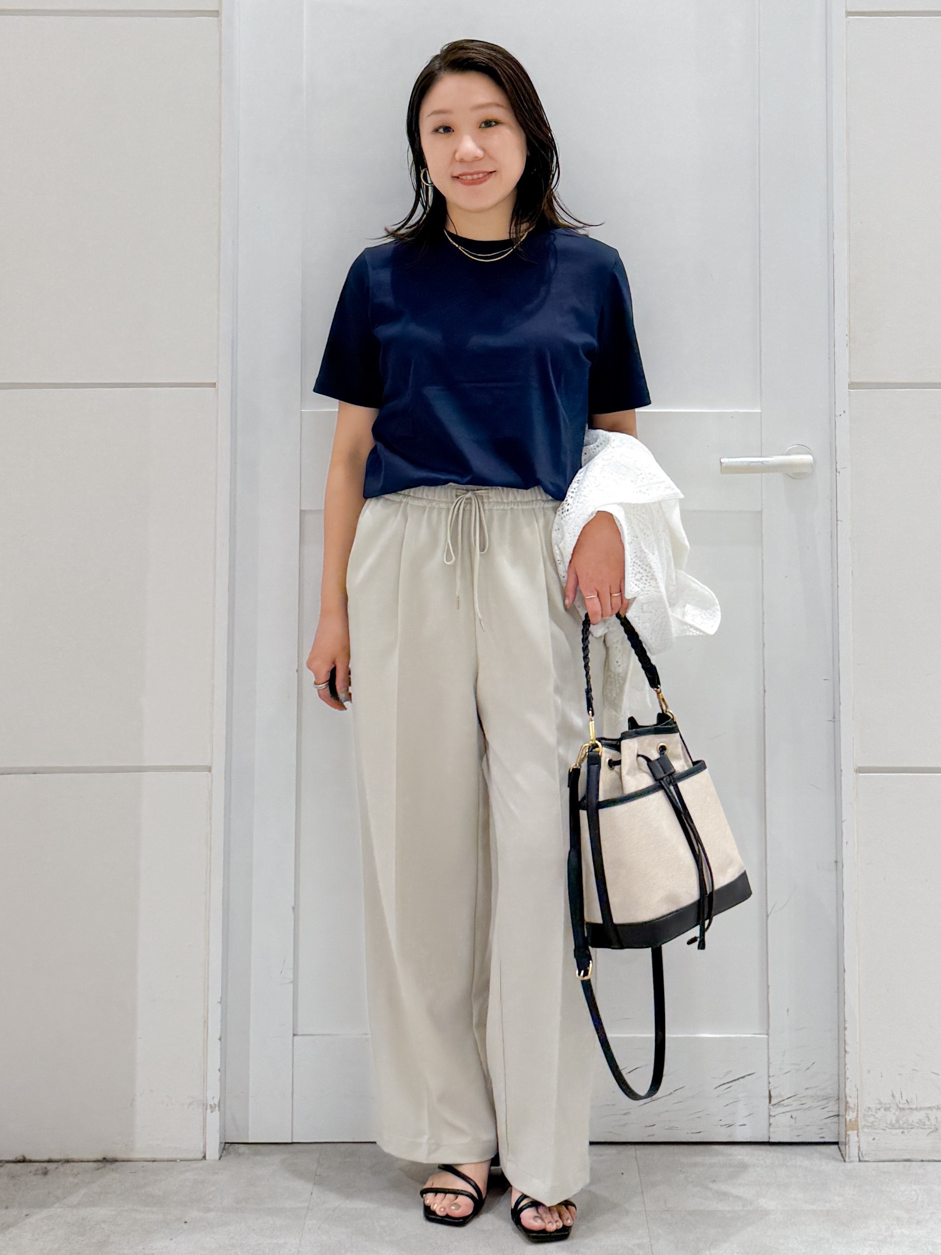 yuka.aさんの「OPAQUE.CLIP｜オーガニックコットン混ベーシックTシャツ【洗濯機OK】《SS～LL》」を使ったコーディネート