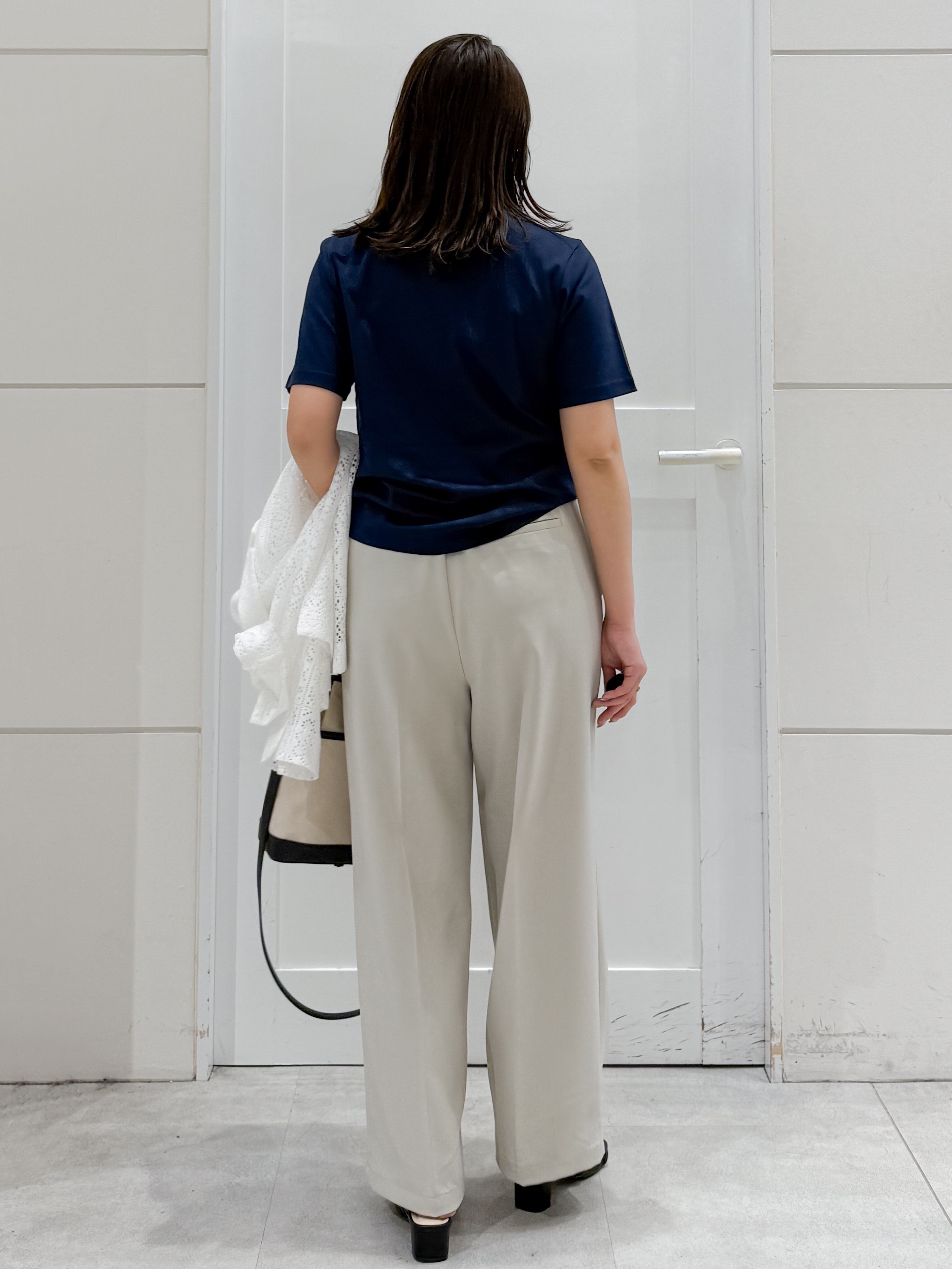 yuka.aさんの「OPAQUE.CLIP｜オーガニックコットン混ベーシックTシャツ【洗濯機OK】《SS～LL》」を使ったコーディネート