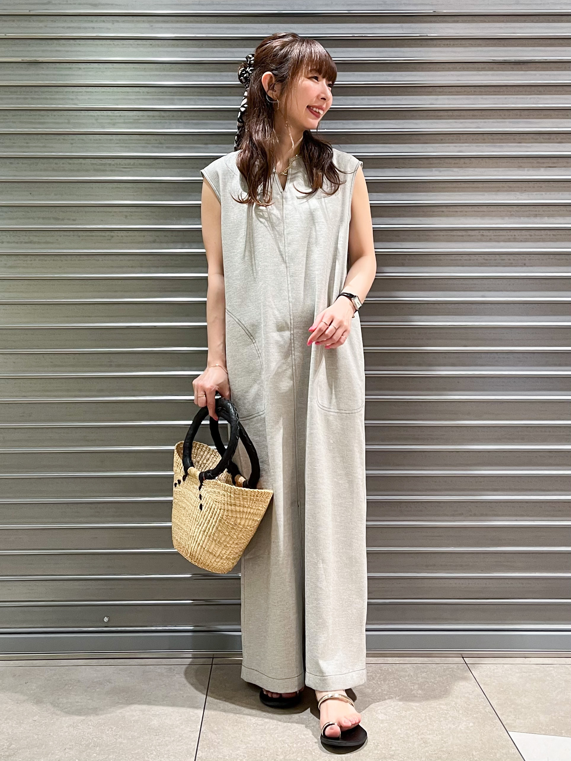 じゅんさんの「DRESSTERIOR｜【セットアップ可/UVカット/接触冷感/吸水速乾】ウォッシャブル Iラインワンピース」を使ったコーディネート