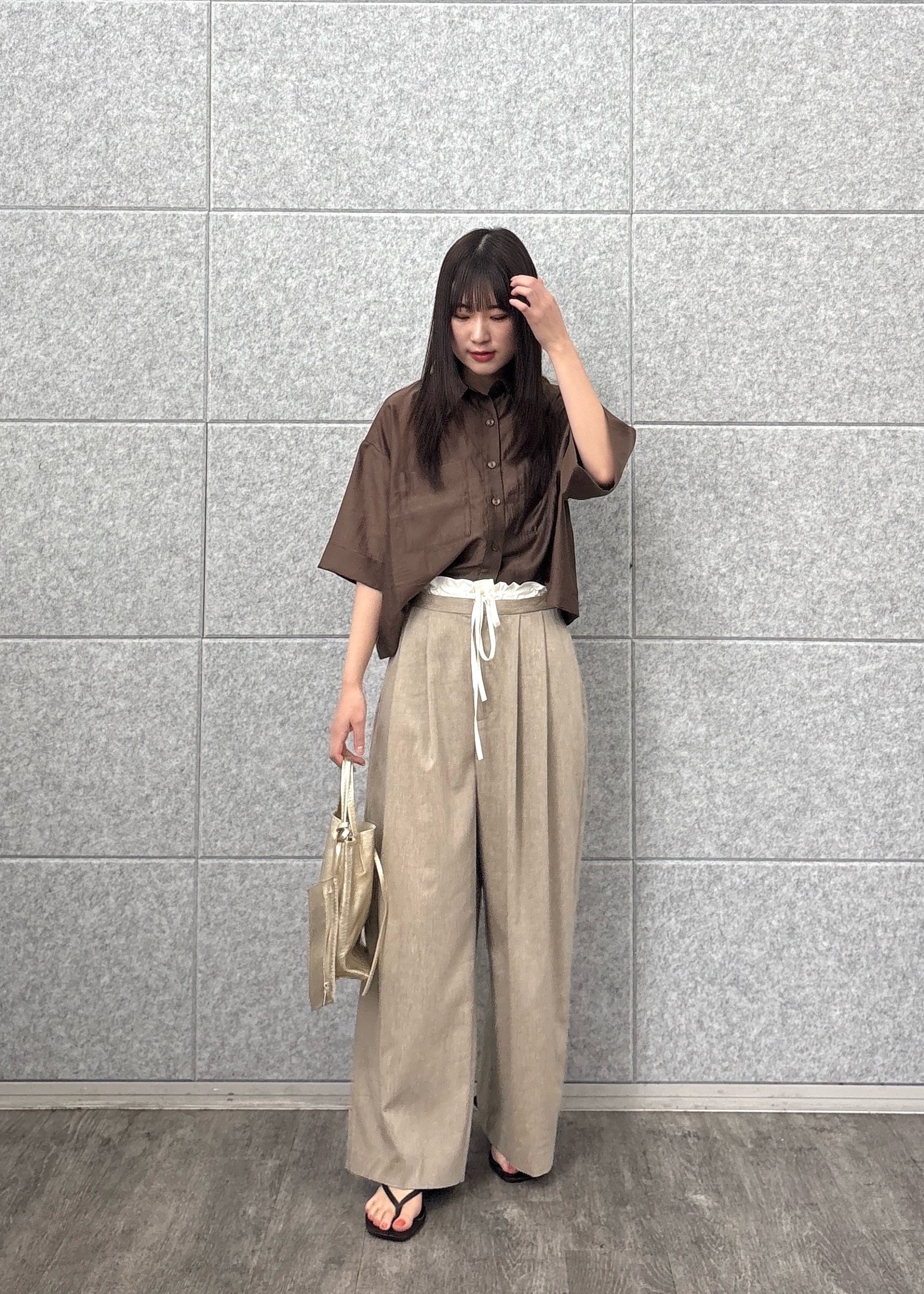 Renoさんの「INDIVI｜ボックスシルエットシアーシャツ【接触冷感】」を使ったコーディネート