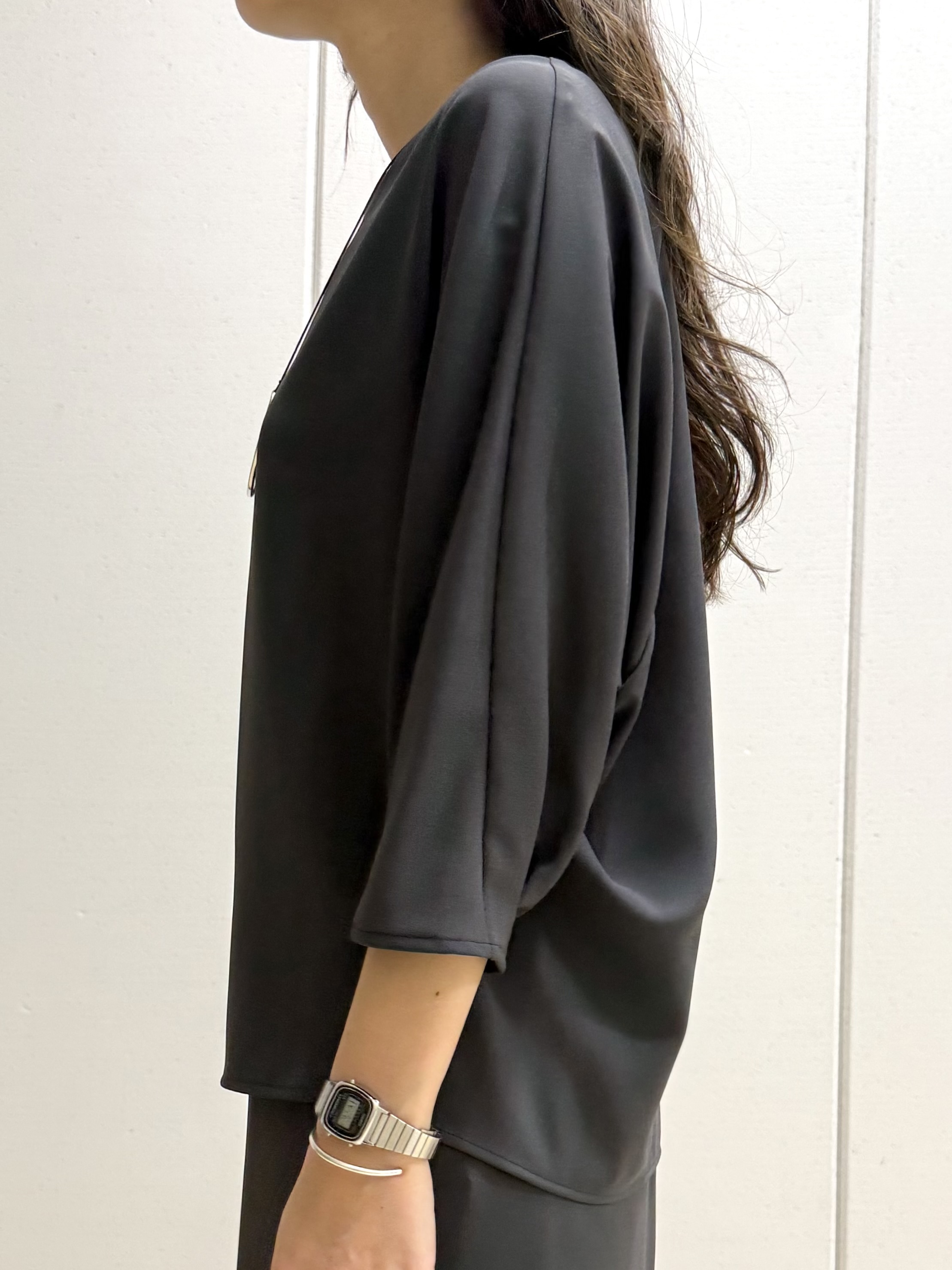 mamiさんの「INDIVI｜【接触冷感／透湿／着る日傘】ドルマントップス」を使ったコーディネート