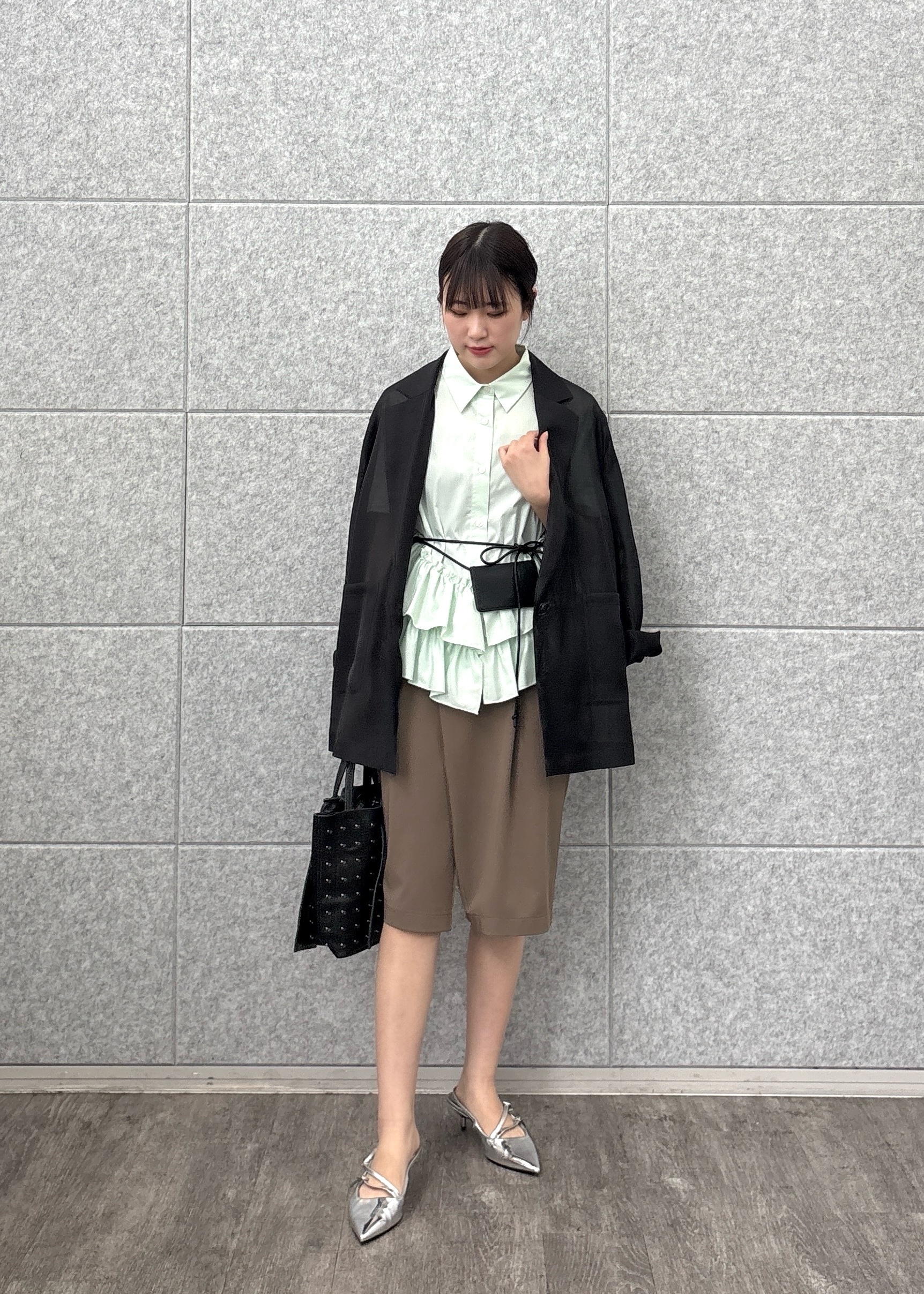 Renoさんの「INDIVI｜【接触冷感/通気性】シアーシャツジャケット」を使ったコーディネート