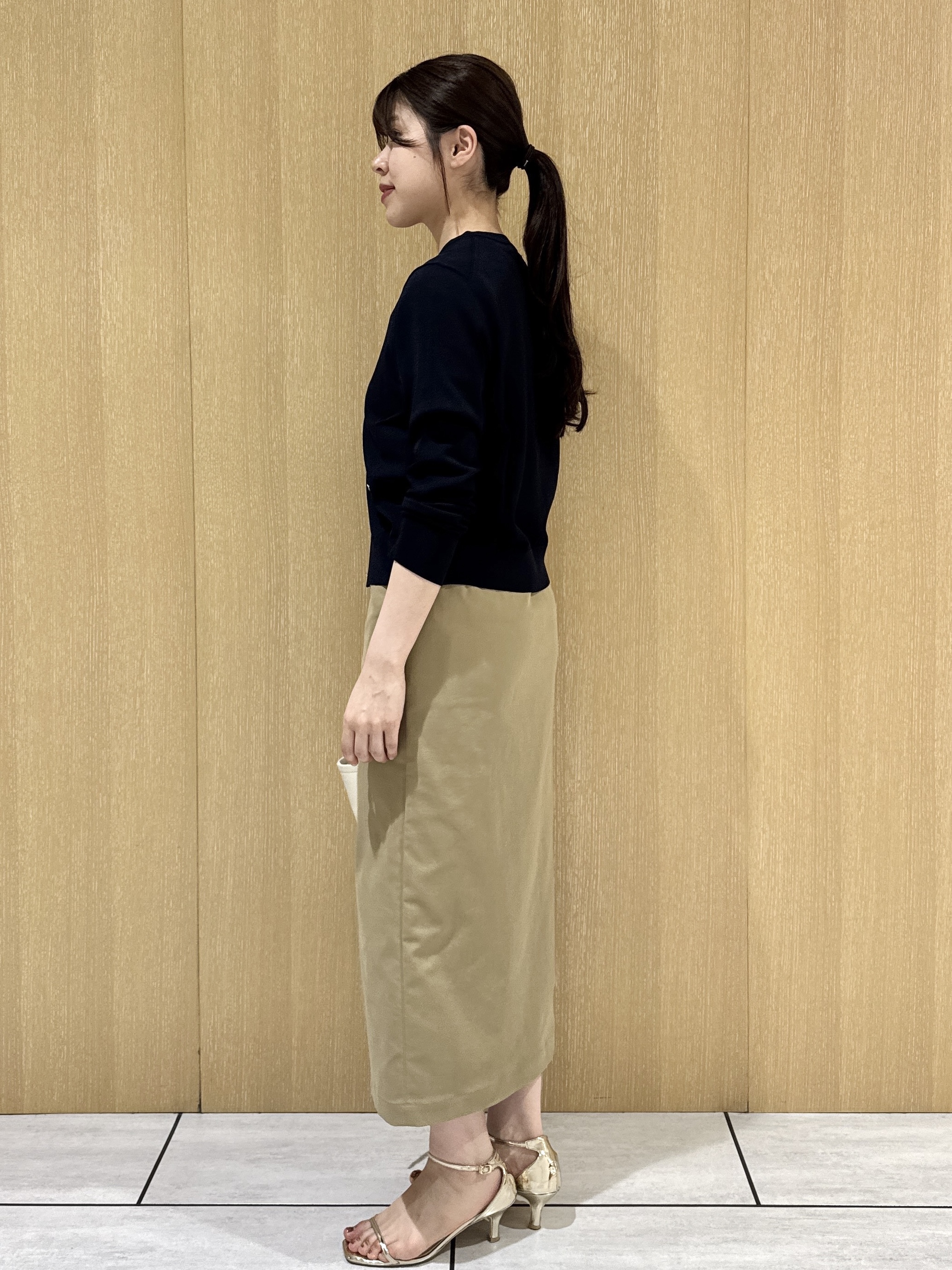 nanaさんの「UNTITLED｜◆【アンサンブル可/洗える】クルーネックニットカーディガン」を使ったコーディネート