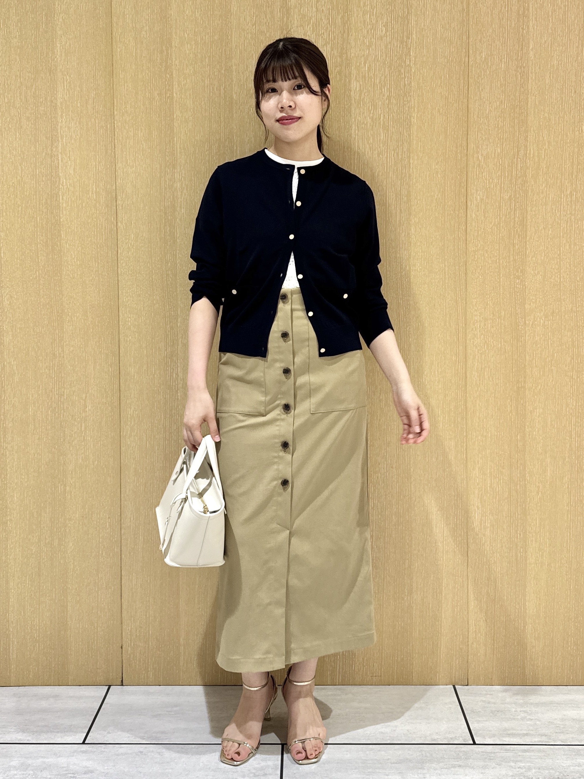 nanaさんの「UNTITLED｜◆【アンサンブル可/洗える】クルーネックニットカーディガン」を使ったコーディネート