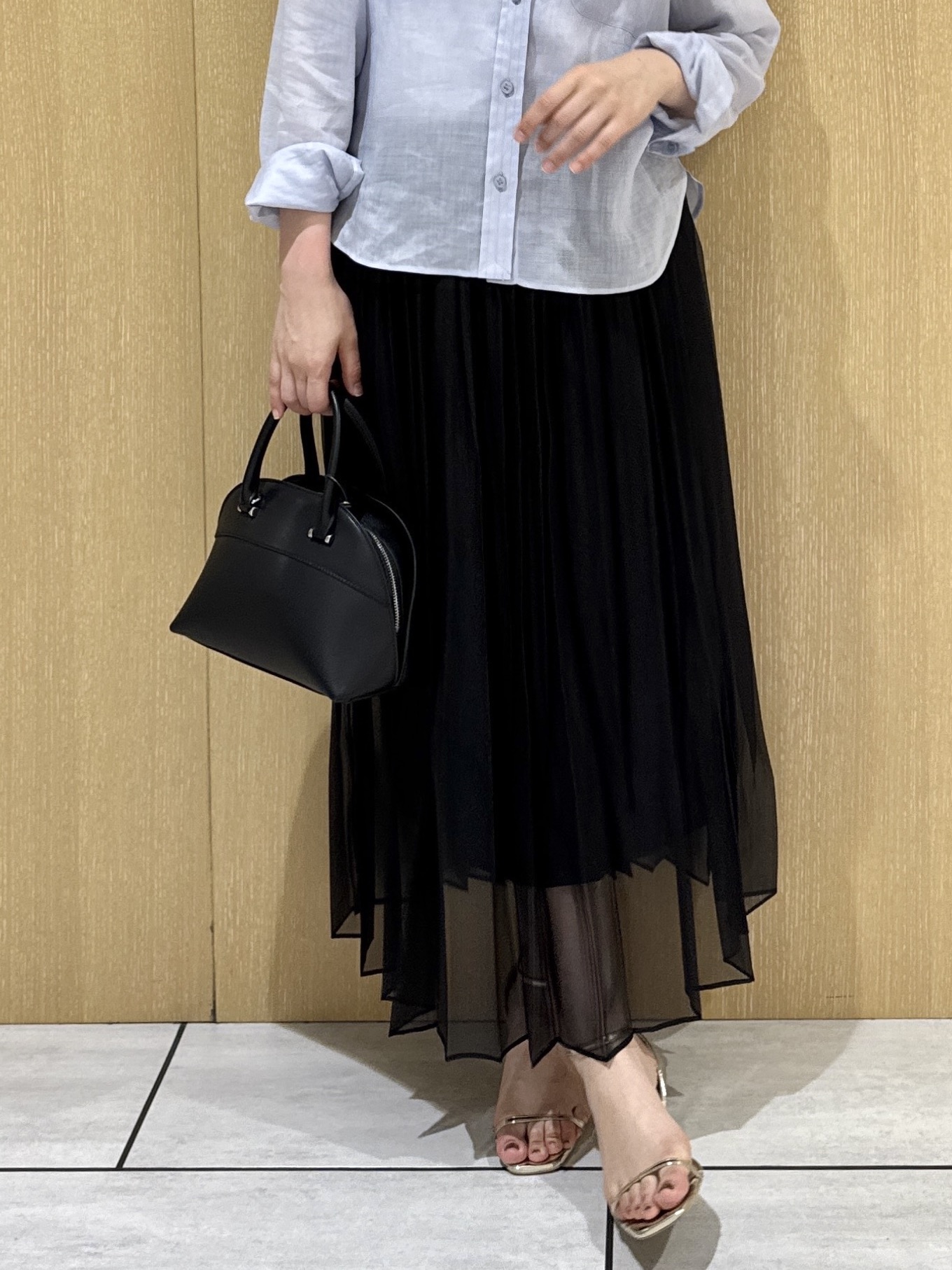 nanaさんの「UNTITLED｜【接触冷感】ドライタッチシャツ」を使ったコーディネート