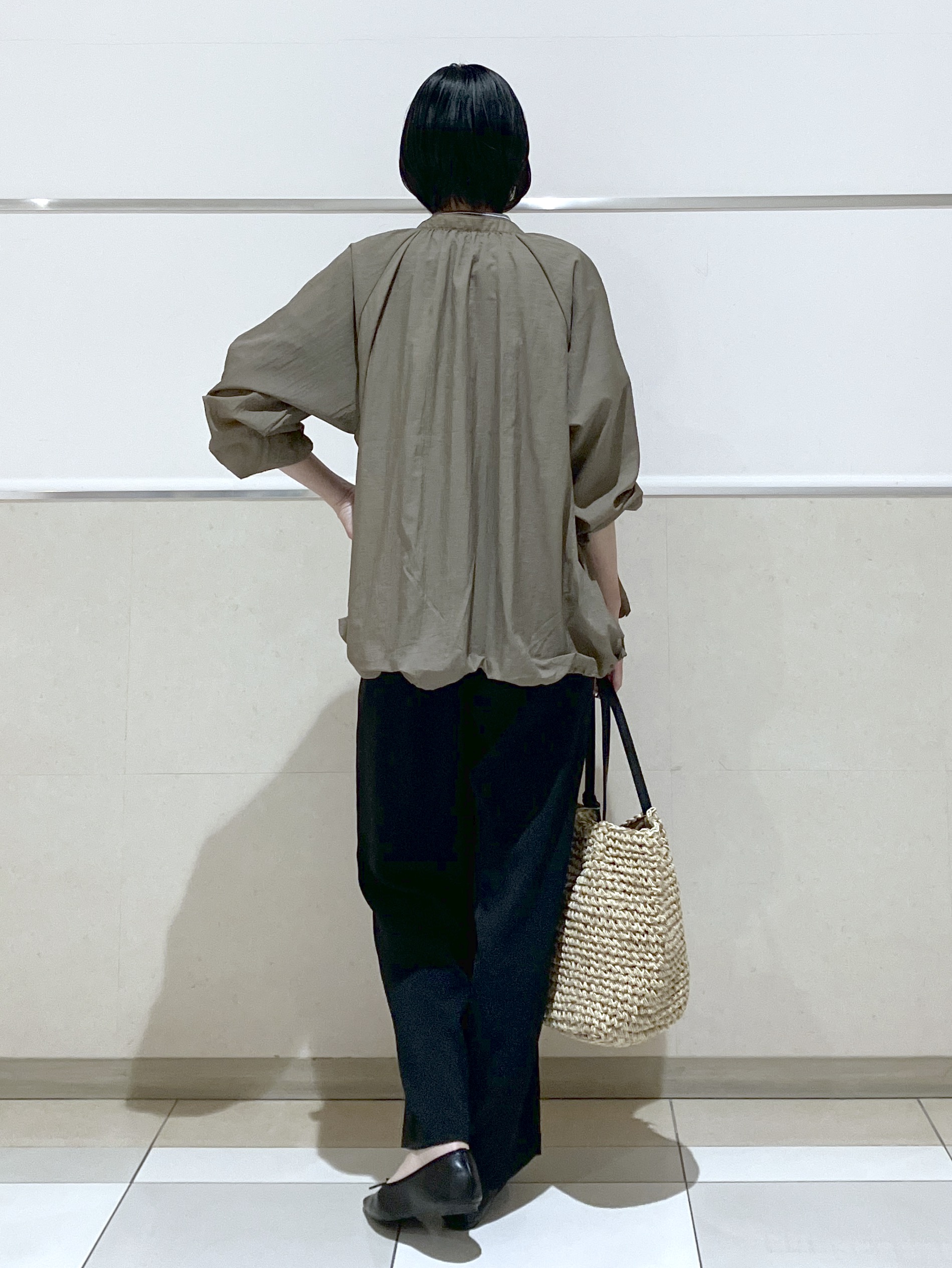 eriko さんの「Dessin｜【着映え/洗える】フロントフリル五分袖ブラウス」を使ったコーディネート