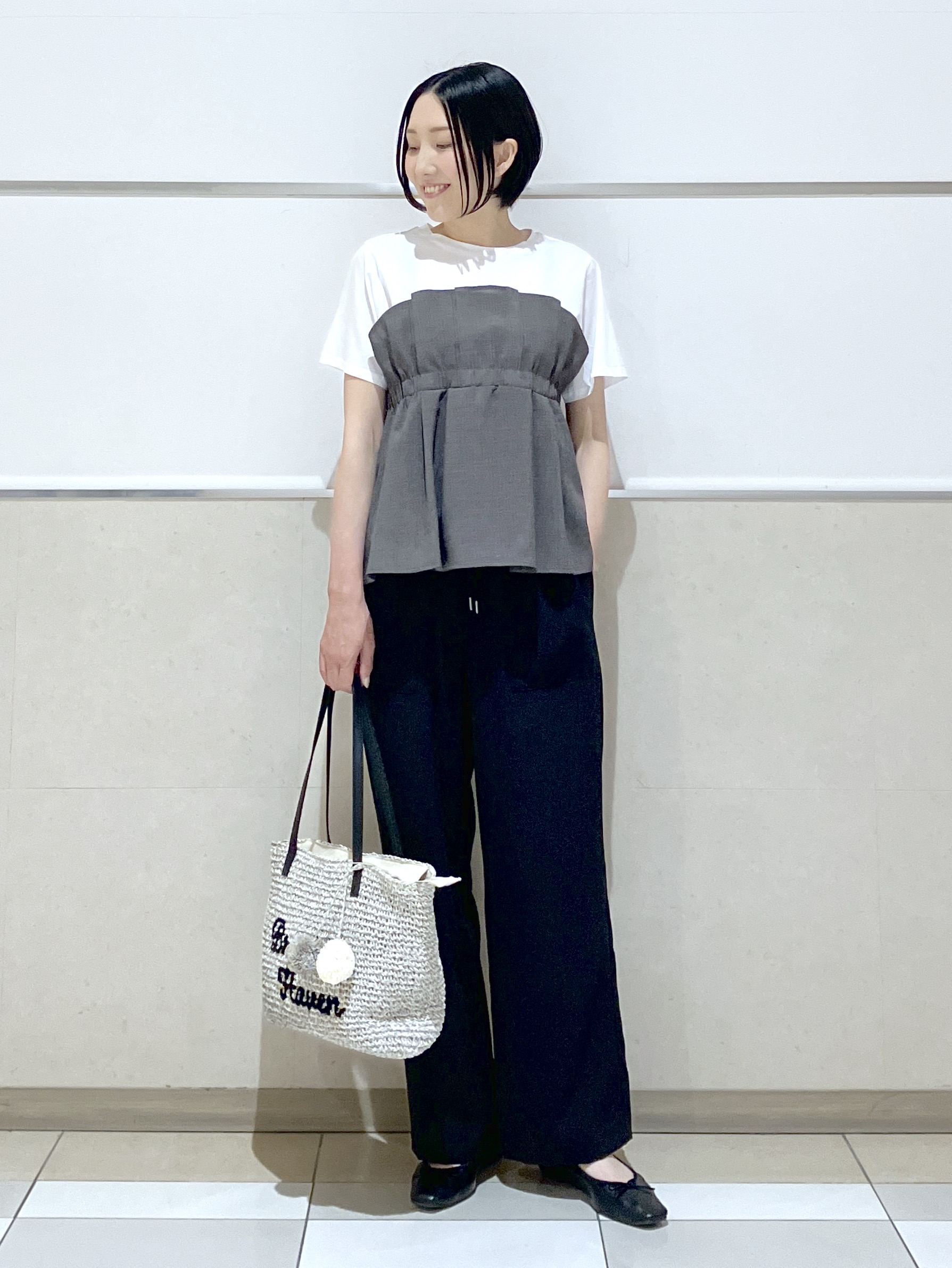 eriko さんの「Dessin｜【セットアップ可/UVカット/洗える】ビスチェドッキングTシャツ」を使ったコーディネート