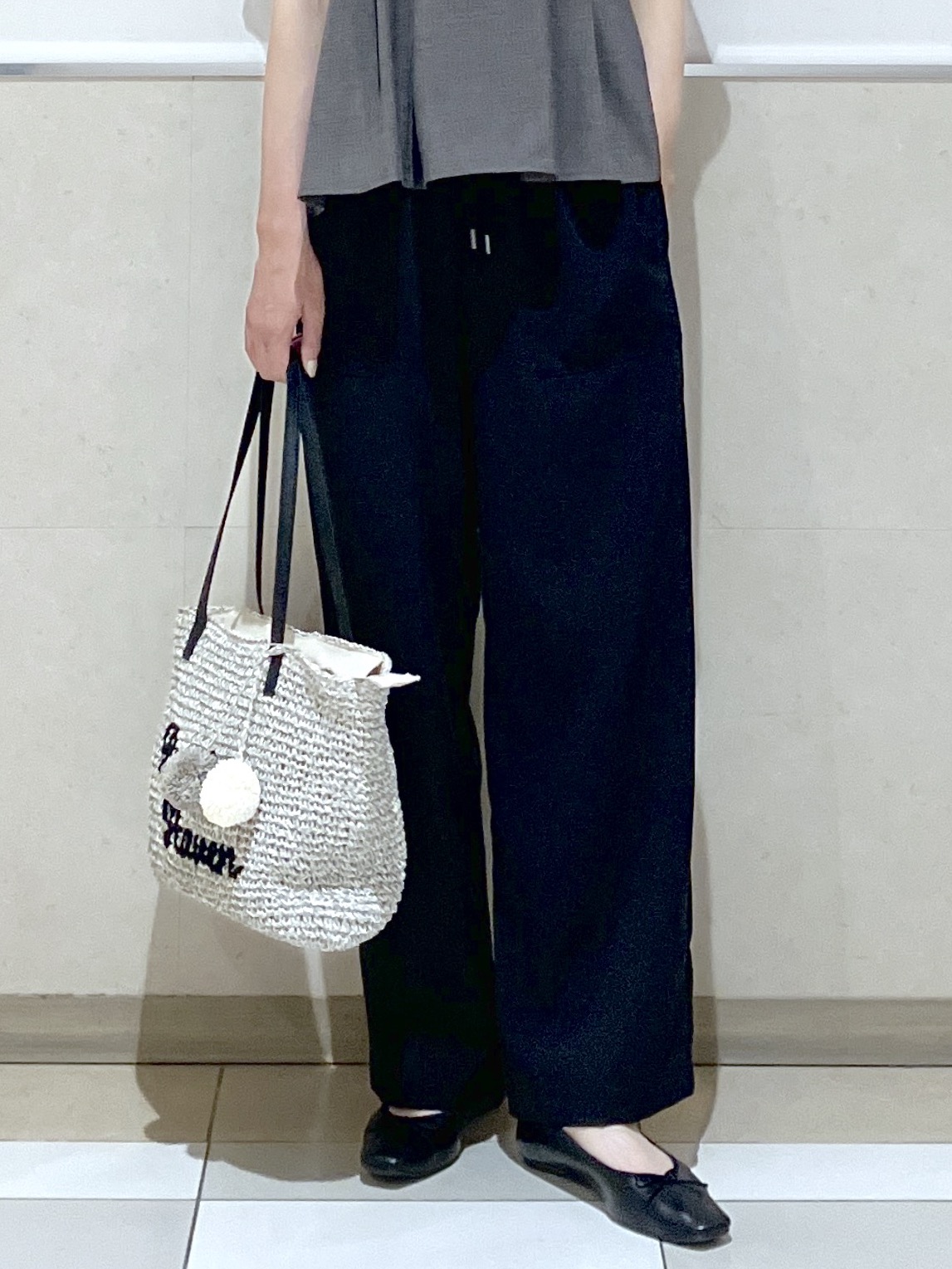 eriko さんの「Dessin｜【セットアップ可/UVカット/洗える】ビスチェドッキングTシャツ」を使ったコーディネート