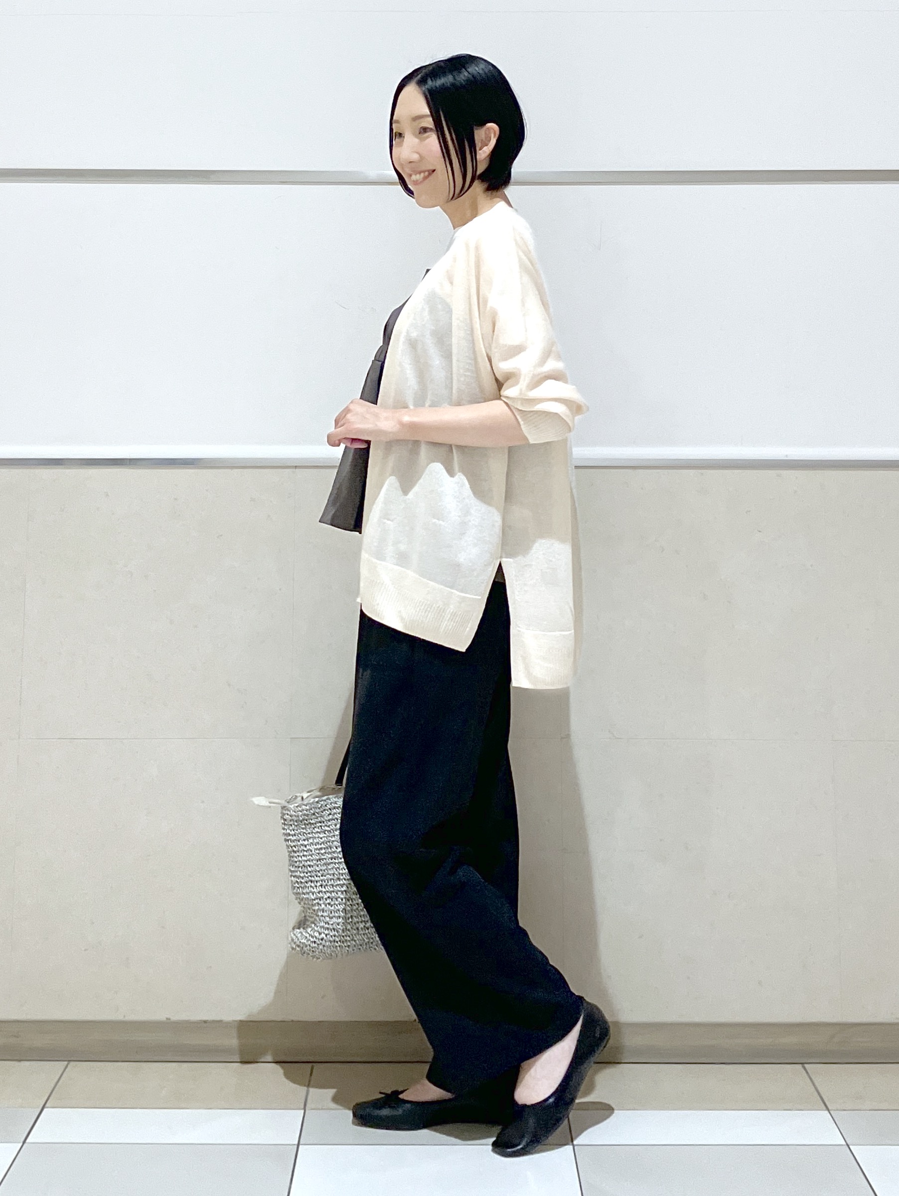 eriko さんの「Dessin｜【セットアップ可/UVカット/洗える】ビスチェドッキングTシャツ」を使ったコーディネート