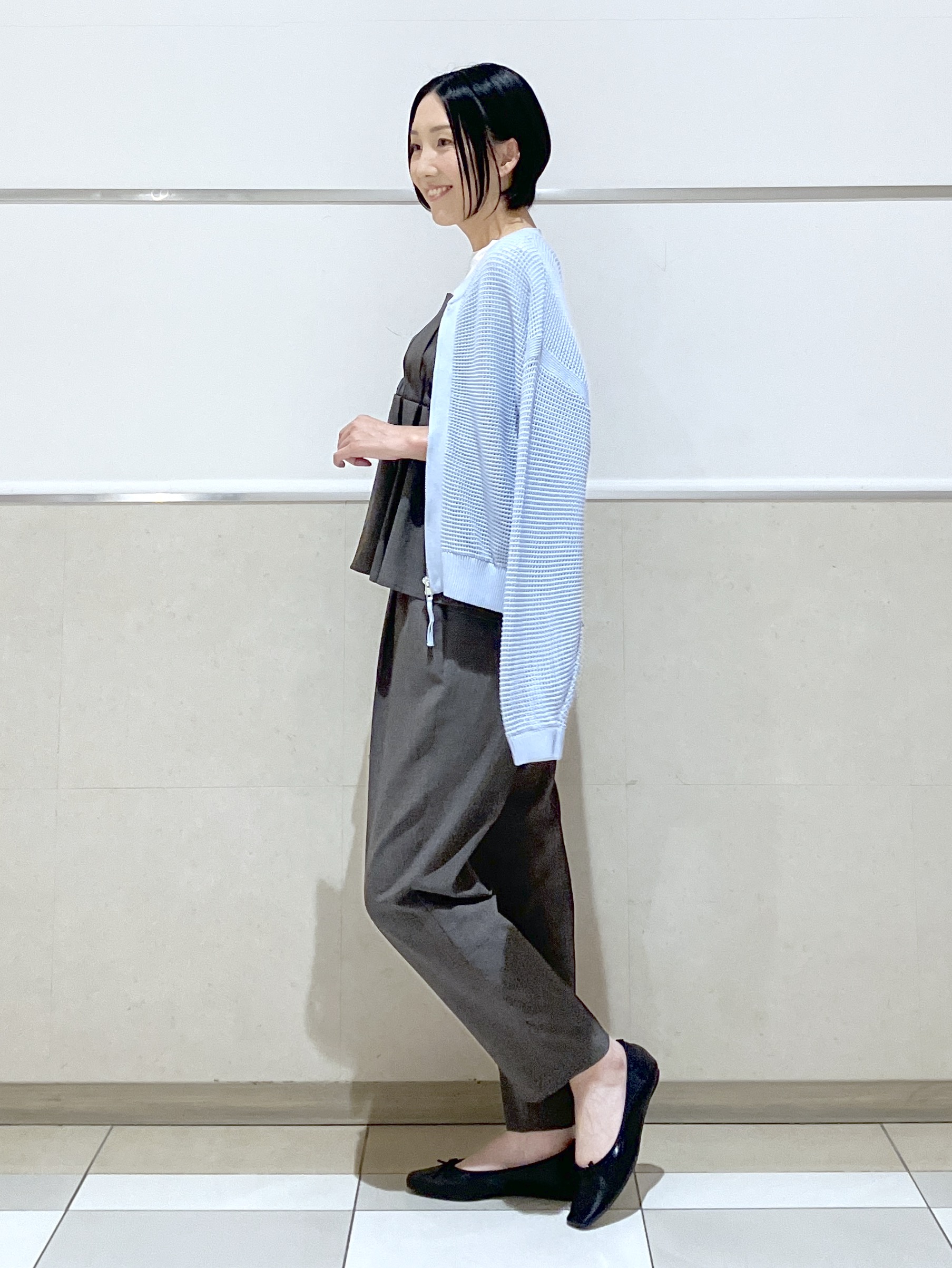 eriko さんの「Dessin｜【セットアップ可/UVカット/洗える】ビスチェドッキングTシャツ」を使ったコーディネート