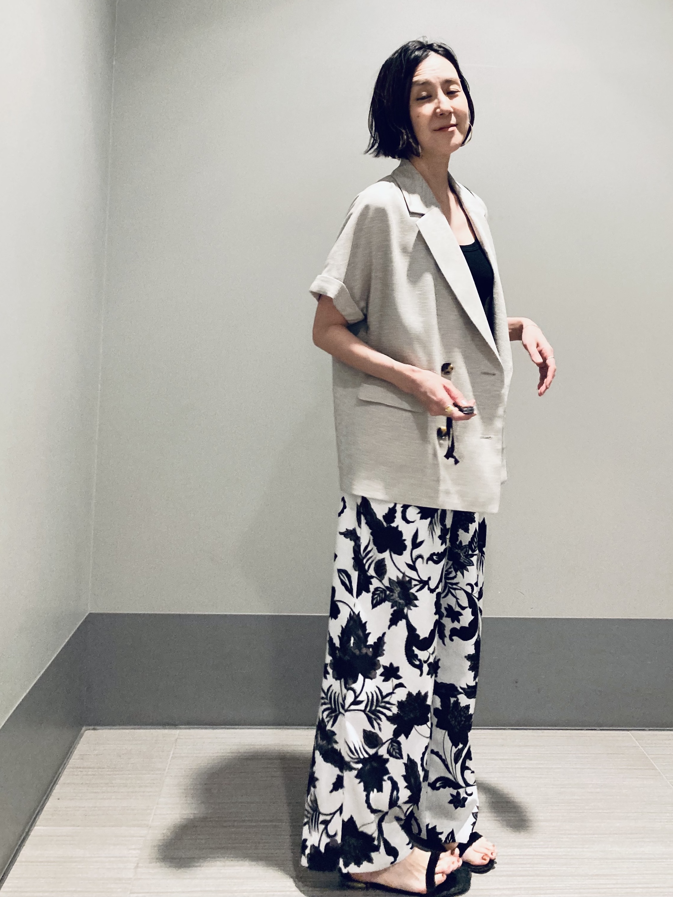 Furuさんの「DRESSTERIOR｜【セットアップ可/UVカット/接触冷感/吸水速乾】ウォッシャブル リネンライクドルマンジャケット」を使ったコーディネート