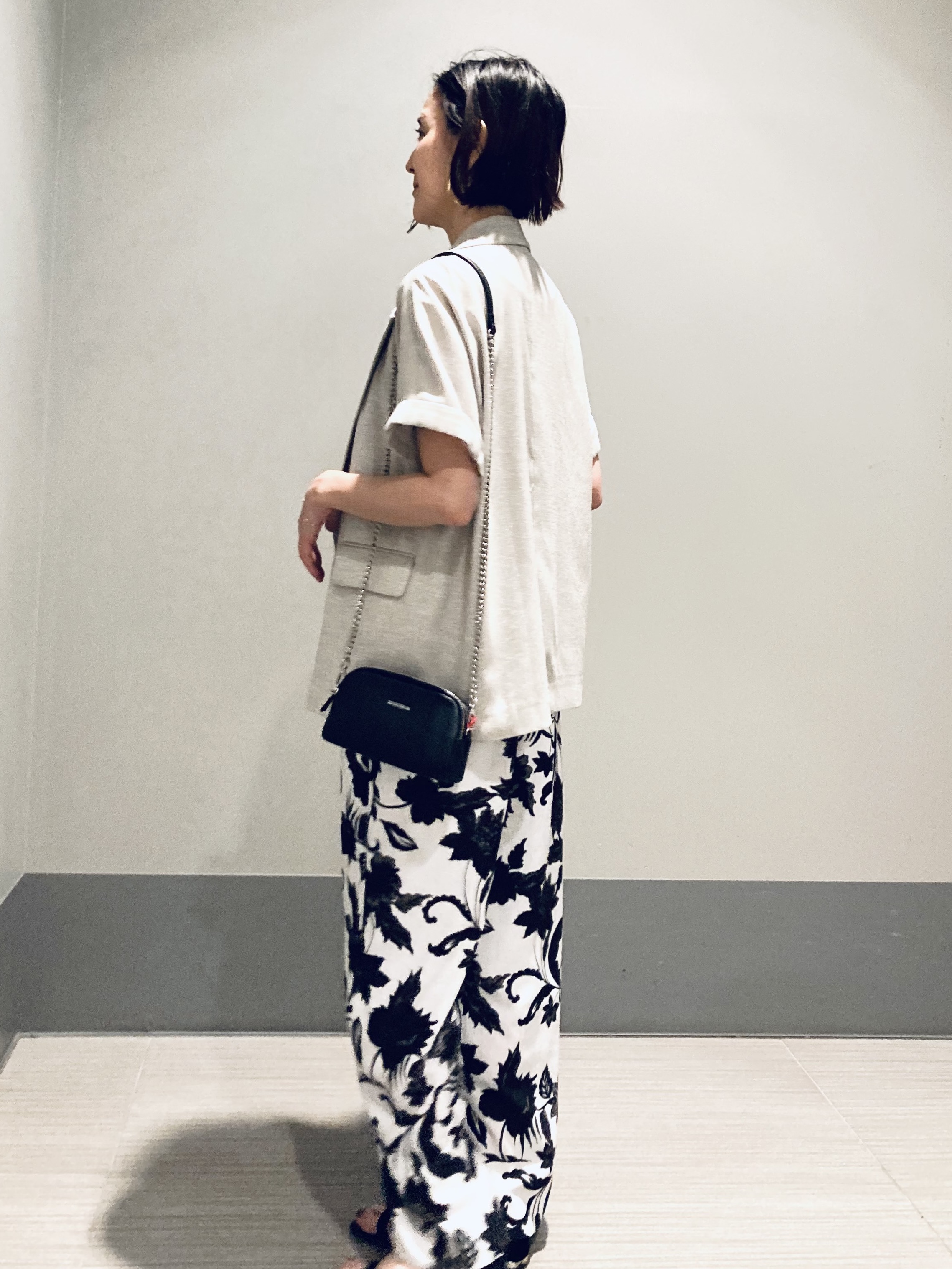 Furuさんの「DRESSTERIOR｜【セットアップ可/UVカット/接触冷感/吸水速乾】ウォッシャブル リネンライクドルマンジャケット」を使ったコーディネート