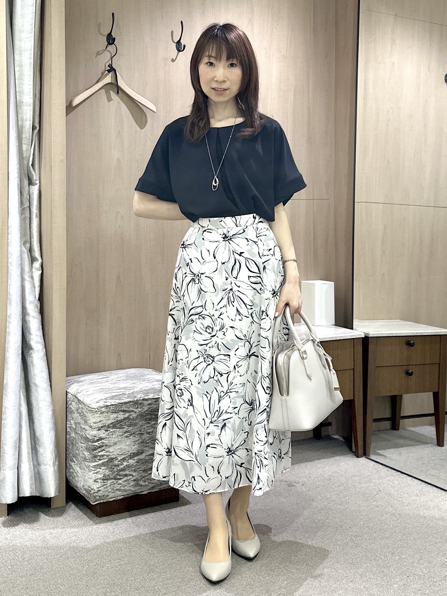 Miwaさんの「UNTITLED｜【セットアップ可/UVカット/前後2WAY】リラクシーフレンチスリーブブラウス」を使ったコーディネート