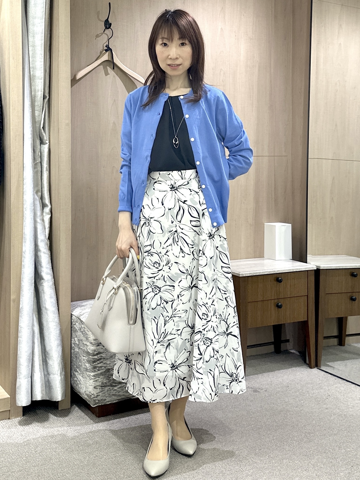 Miwaさんの「UNTITLED｜【セットアップ可/UVカット/前後2WAY】リラクシーフレンチスリーブブラウス」を使ったコーディネート