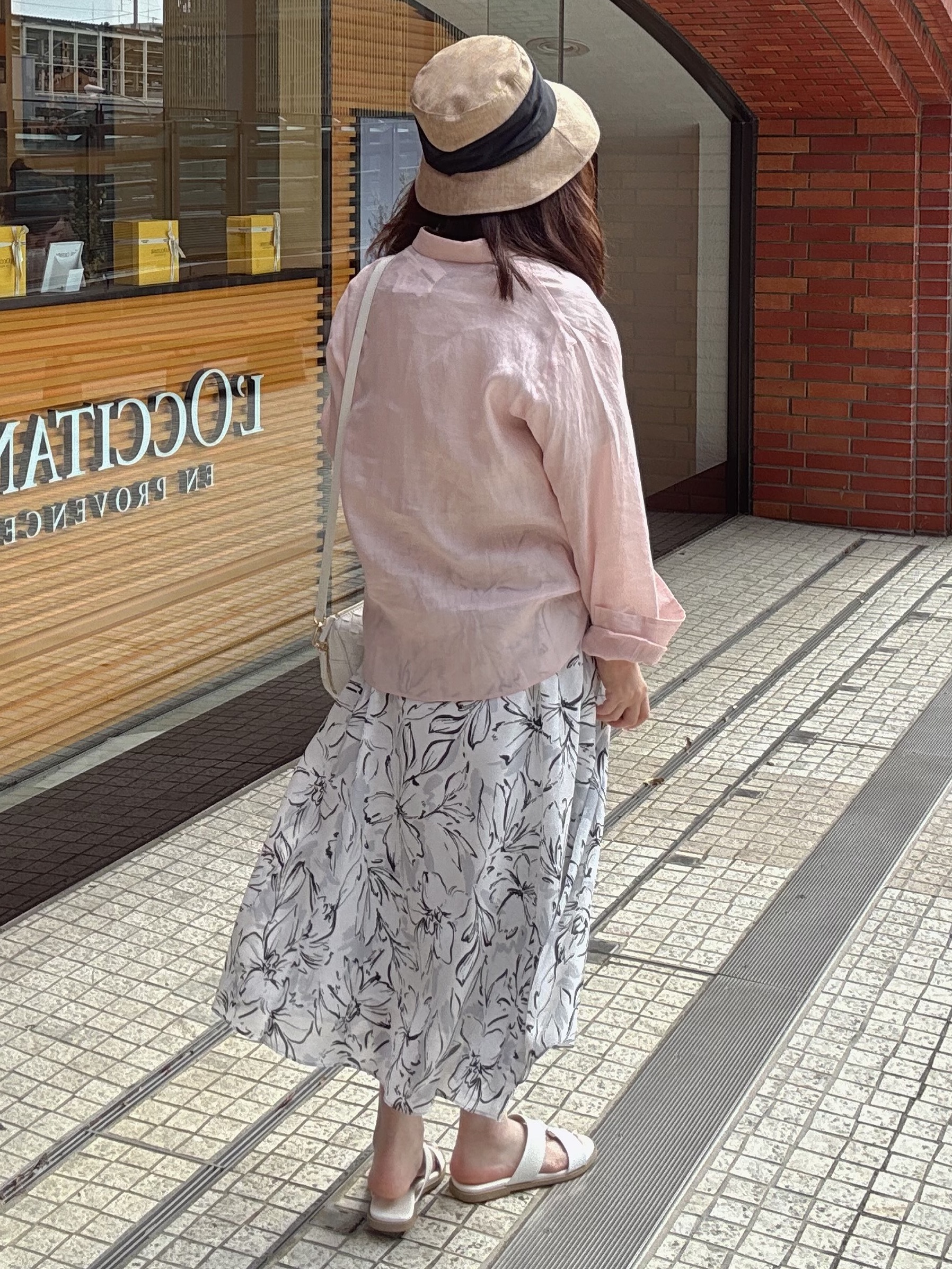 makiさんの「UNTITLED｜【接触冷感】ドライタッチシャツ」を使ったコーディネート
