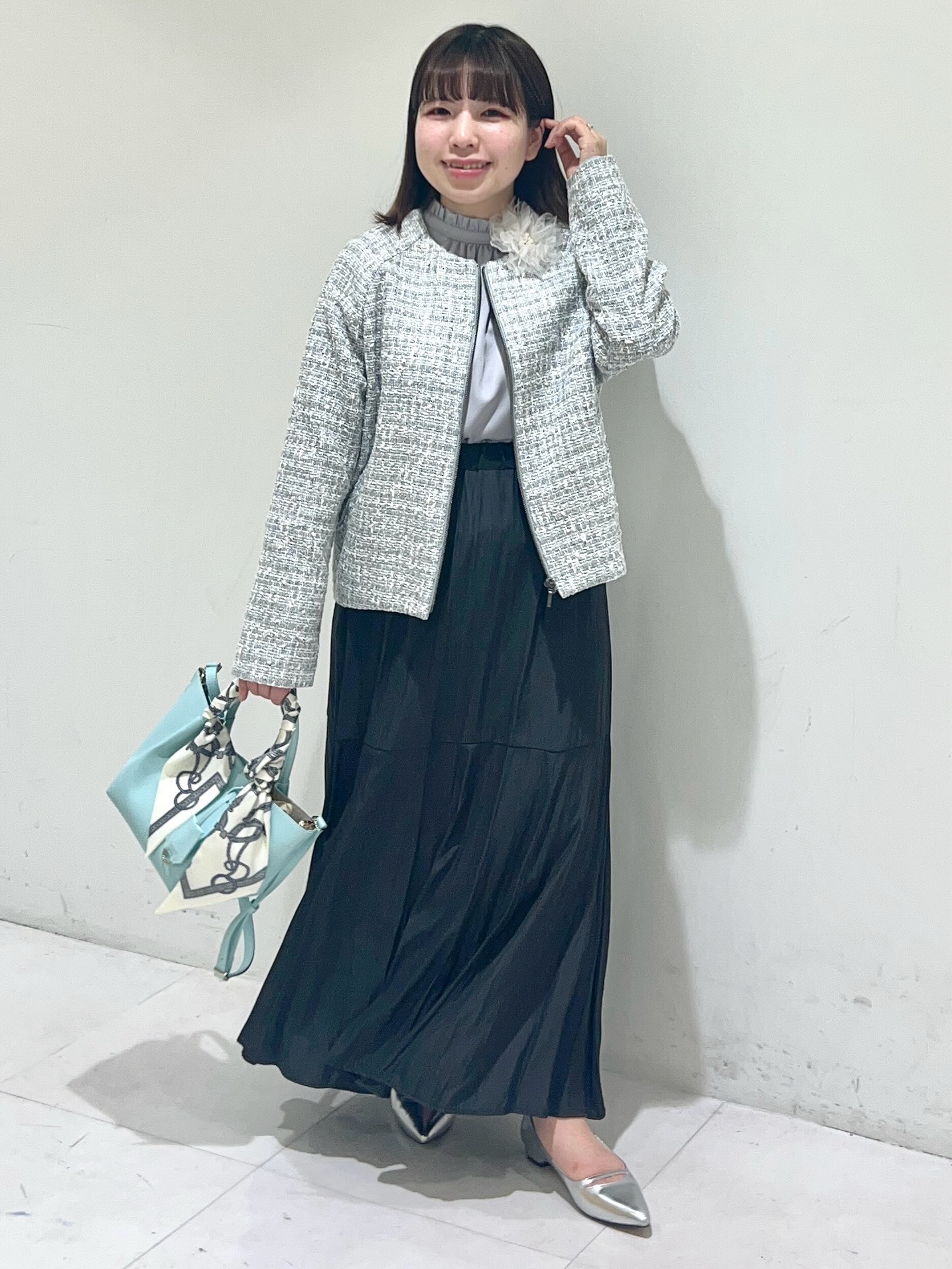 Mitsukiさんの「UNTITLED｜【きれいめカジュアル】ツイードジップジャケット」を使ったコーディネート