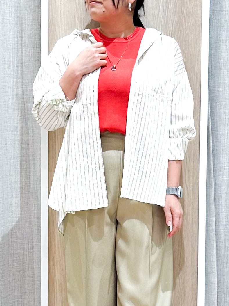 naoさんの「grove｜【洗える】大人のストライプ フーディシャツ」を使ったコーディネート