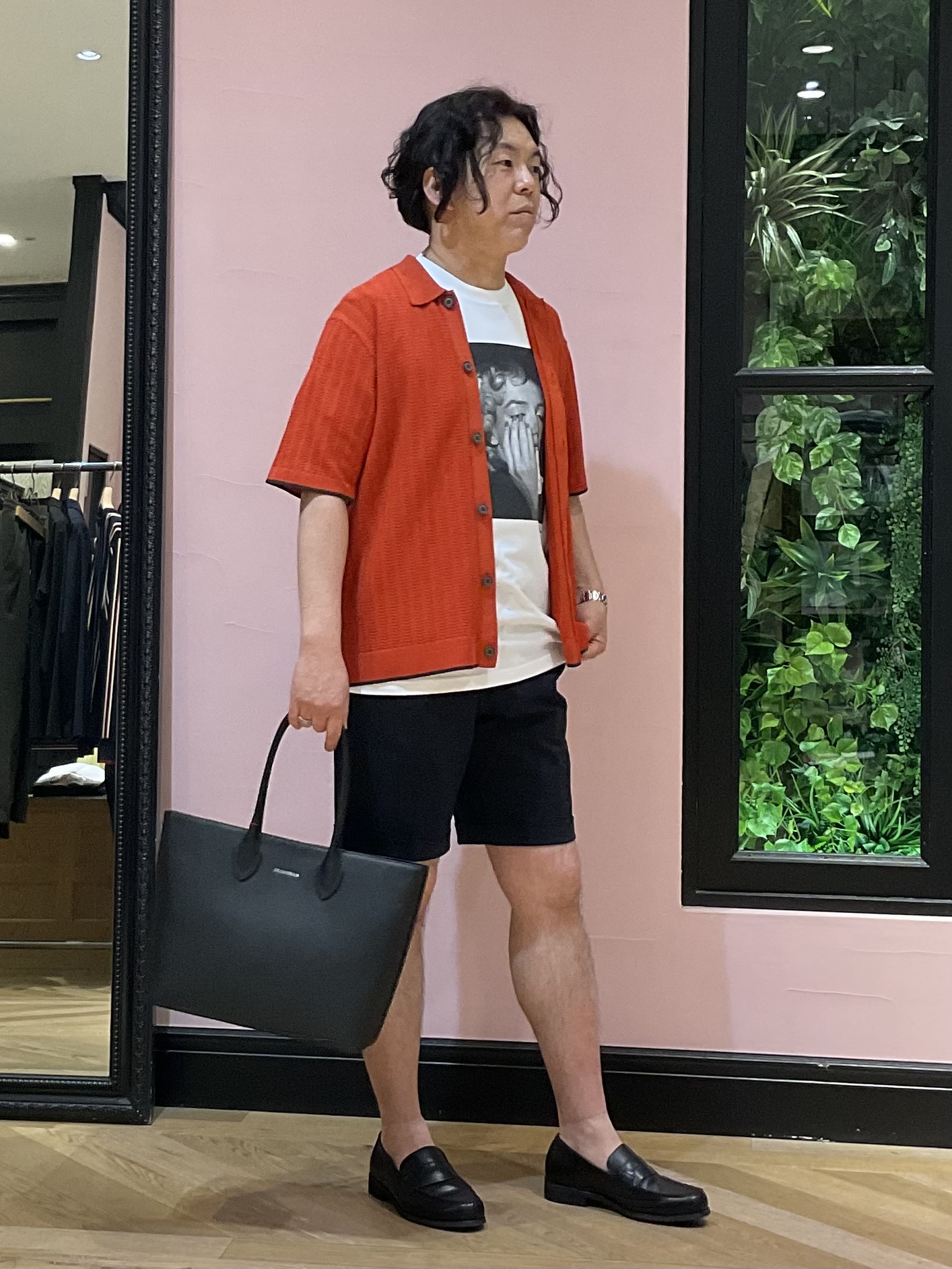 Nagaseさんの「DRESSTERIOR｜【Safari5月号掲載】ウォッシャブル キューバニットシャツ」を使ったコーディネート