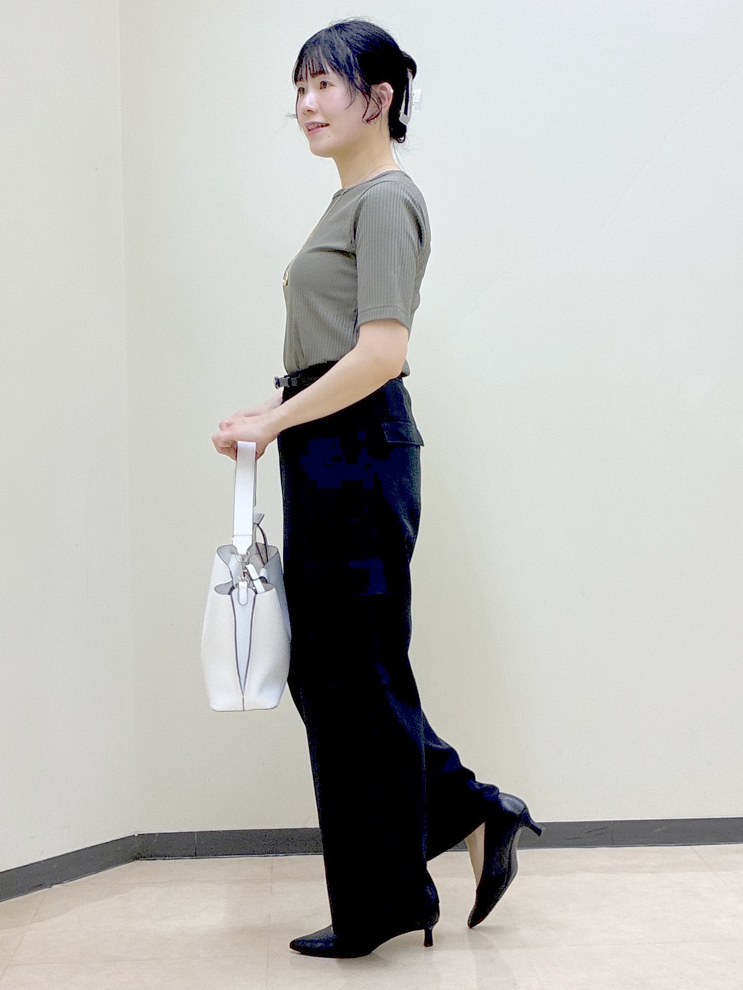  beni_gingerさんの「Reflect｜【インナーにおすすめ◎】クルーネックストレッチリブトップス」を使ったコーディネート