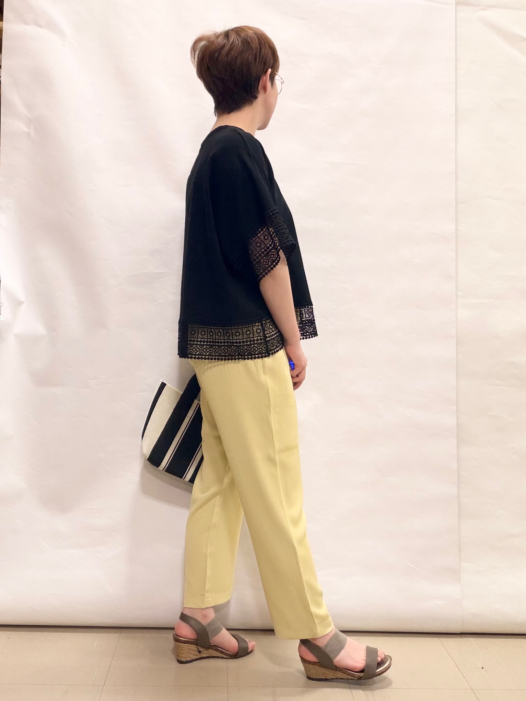 なっちゃんさんの「SHOO･LA･RUE｜【洗濯機可/体型カバー/S-LL】レース使いがポイント デザインTシャツ」を使ったコーディネート
