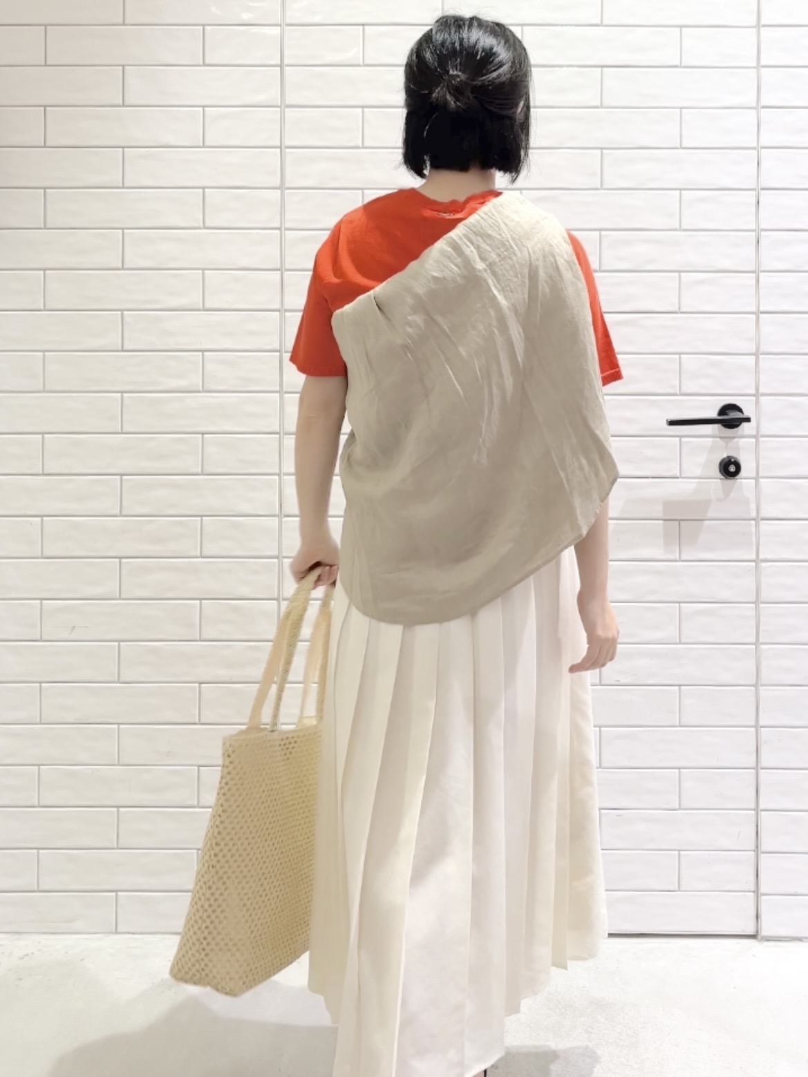 しおりさんの「OPAQUE.CLIP｜フレンチリネンシャツ／カシュクール【洗濯機OK】《5col》」を使ったコーディネート