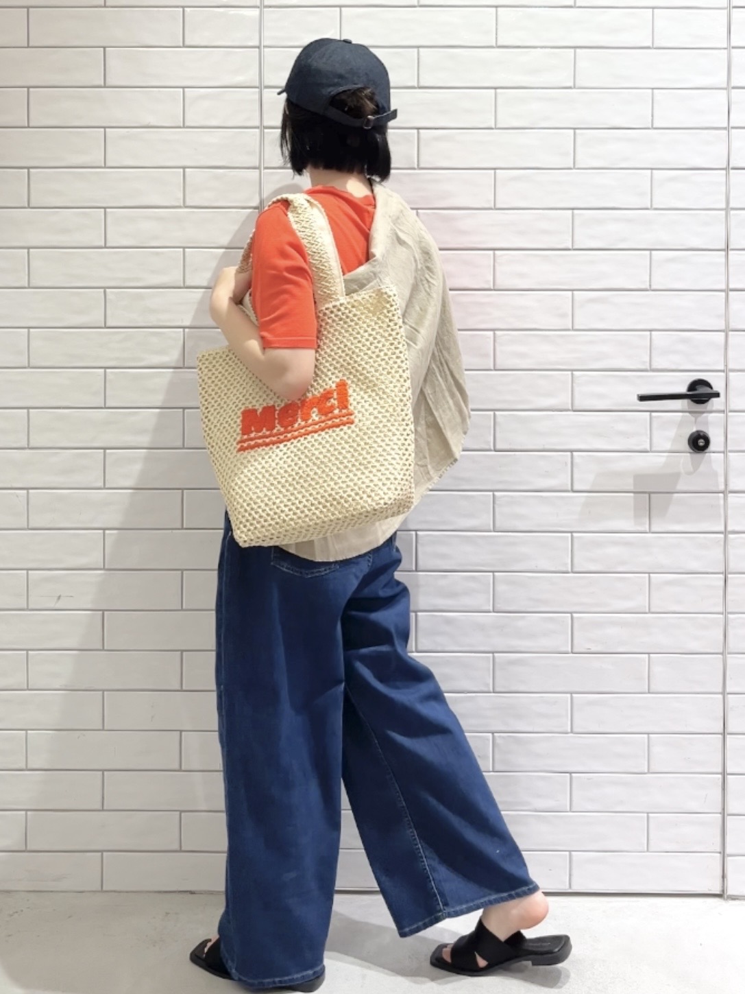 しおりさんの「OPAQUE.CLIP｜フレンチリネンシャツ／カシュクール【洗濯機OK】《5col》」を使ったコーディネート