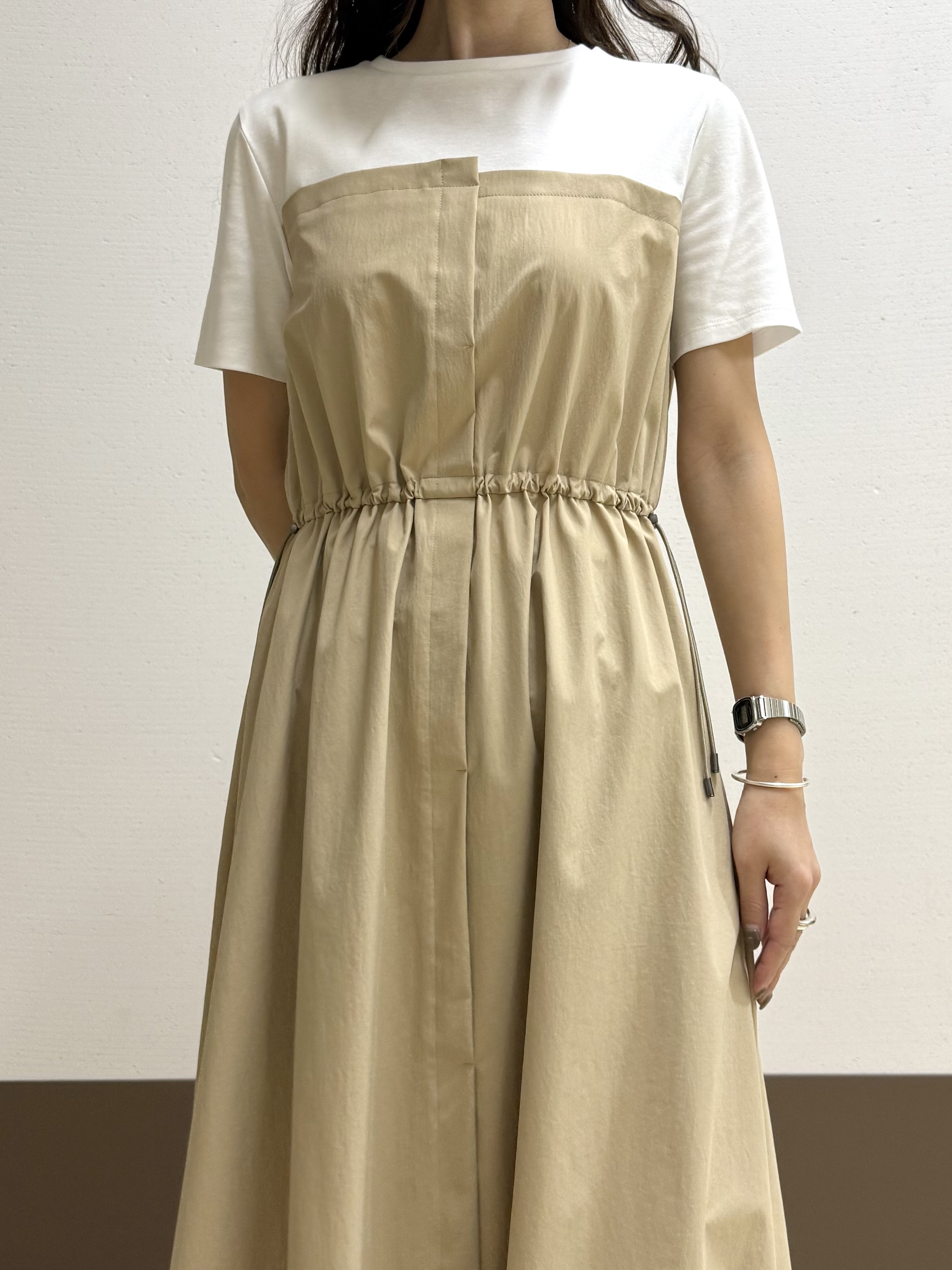 mamiさんの「INDIVI｜【洗える／コットン】メッシュジップニットカーディガン」を使ったコーディネート