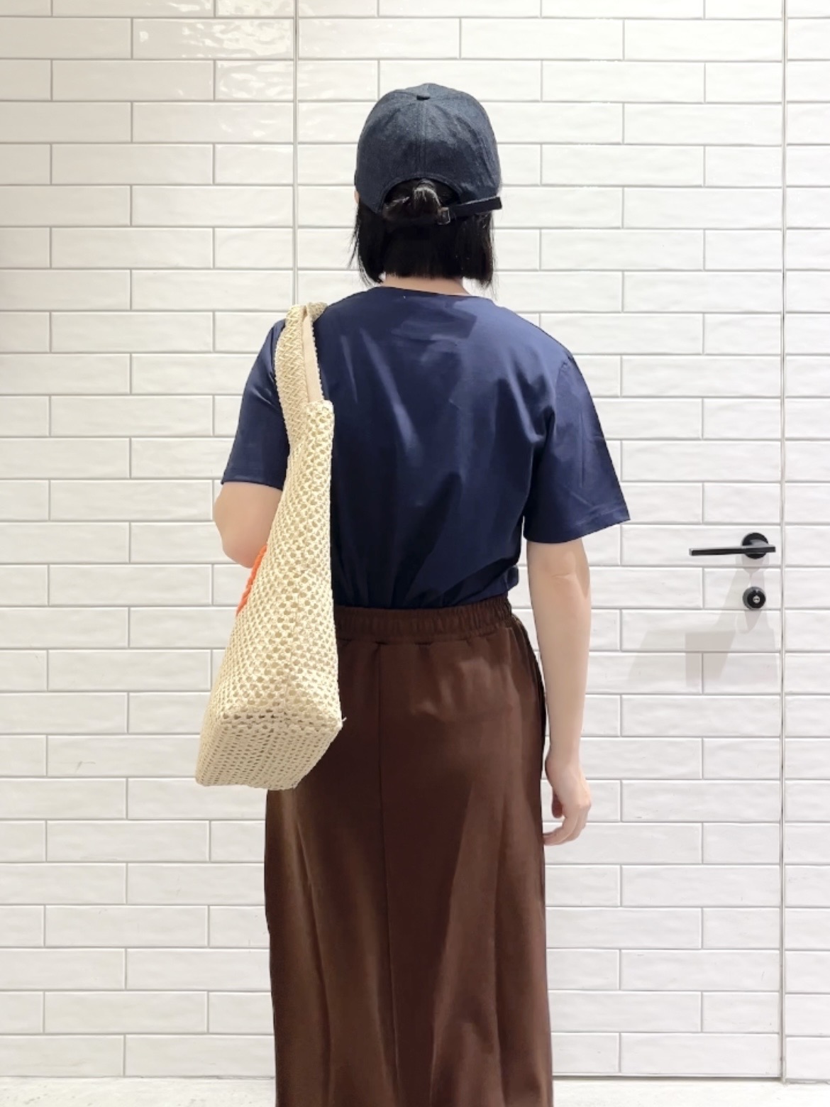 しおりさんの「OPAQUE.CLIP｜アソートロゴTシャツ【洗濯機OK】」を使ったコーディネート