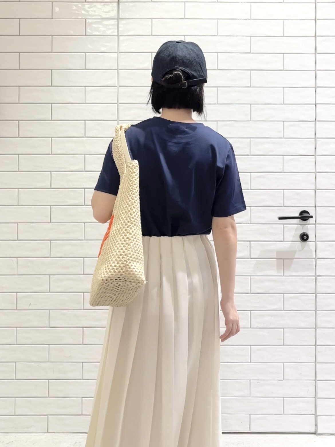 しおりさんの「OPAQUE.CLIP｜アソートロゴTシャツ【洗濯機OK】」を使ったコーディネート